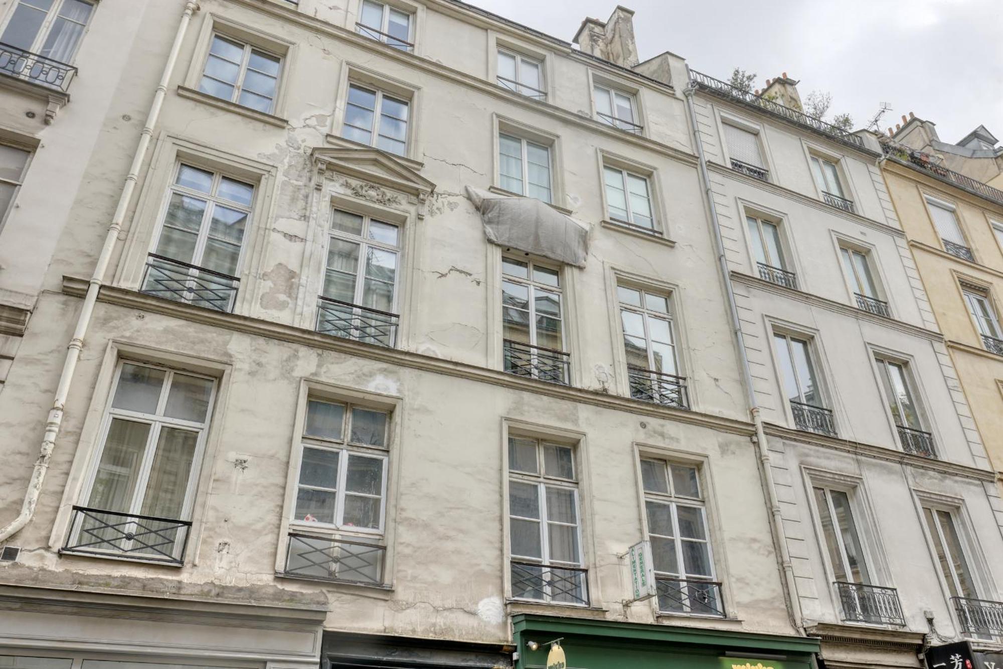 Authentic Parisian Flat - Louvre Royal - 1 Apartment