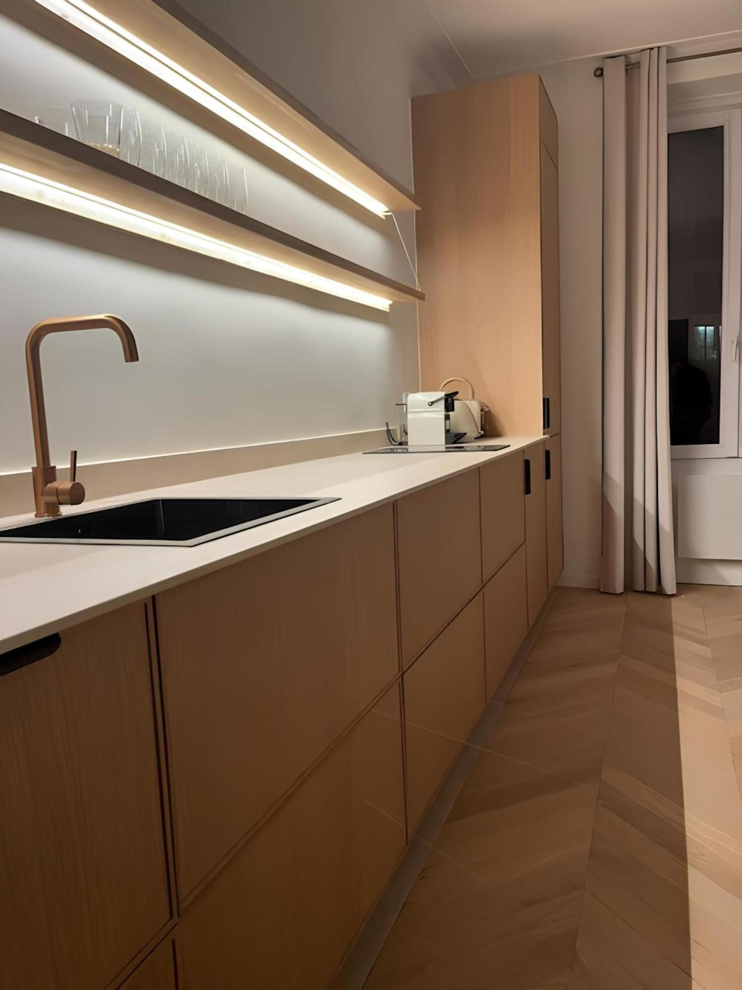 Stunning Architect-designed Parisian Flat Apartment *