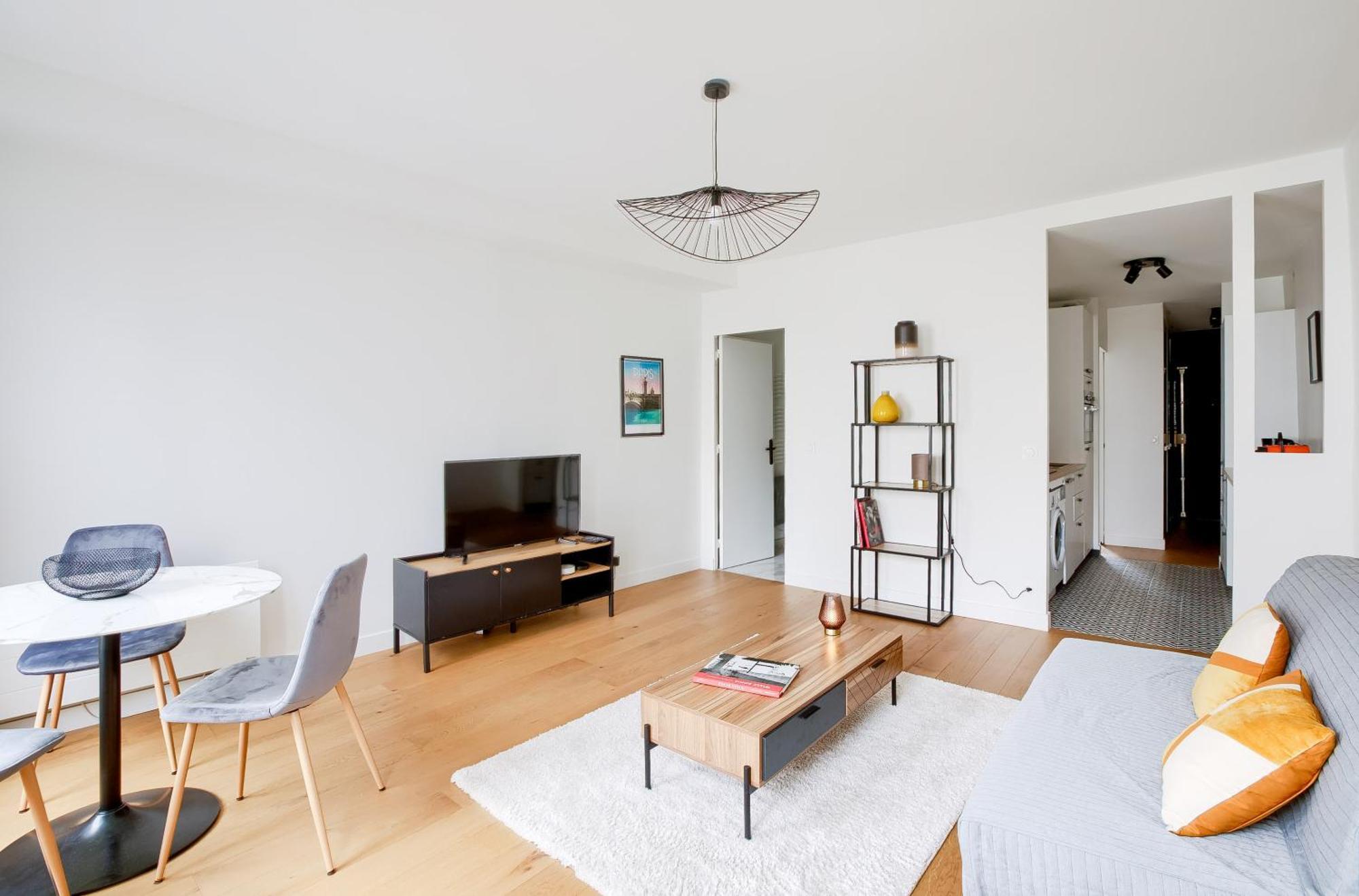 Apartment Elegance Parisienne Au Coeur Du Marais