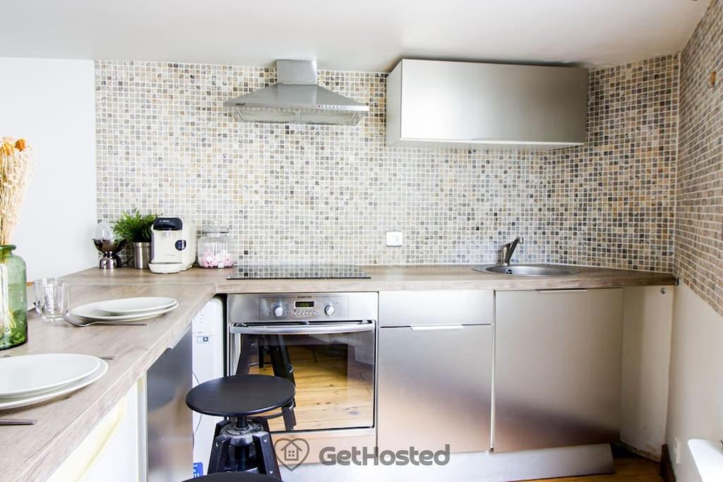 Charming Flat In The Heart Of Le Marais- Gethosted Apartment *
