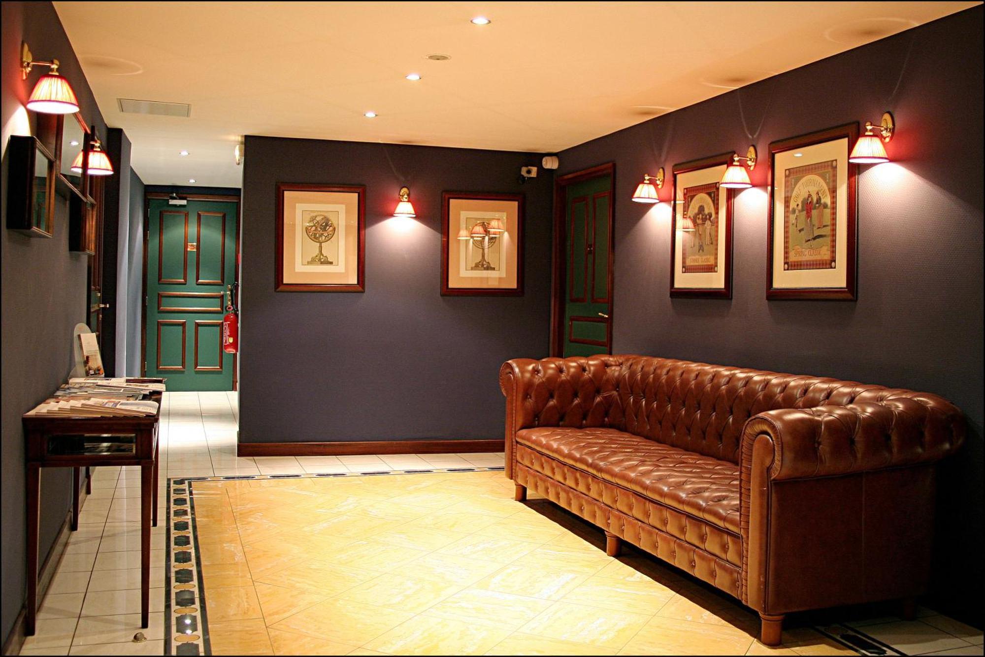 Hotel Pantheon 4*