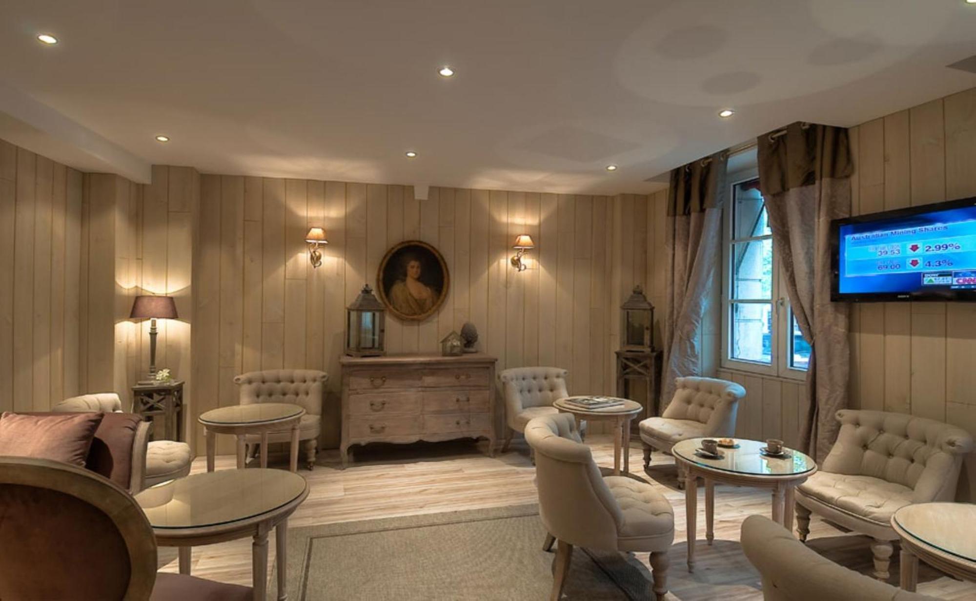 Hotel Cluny Square 3*