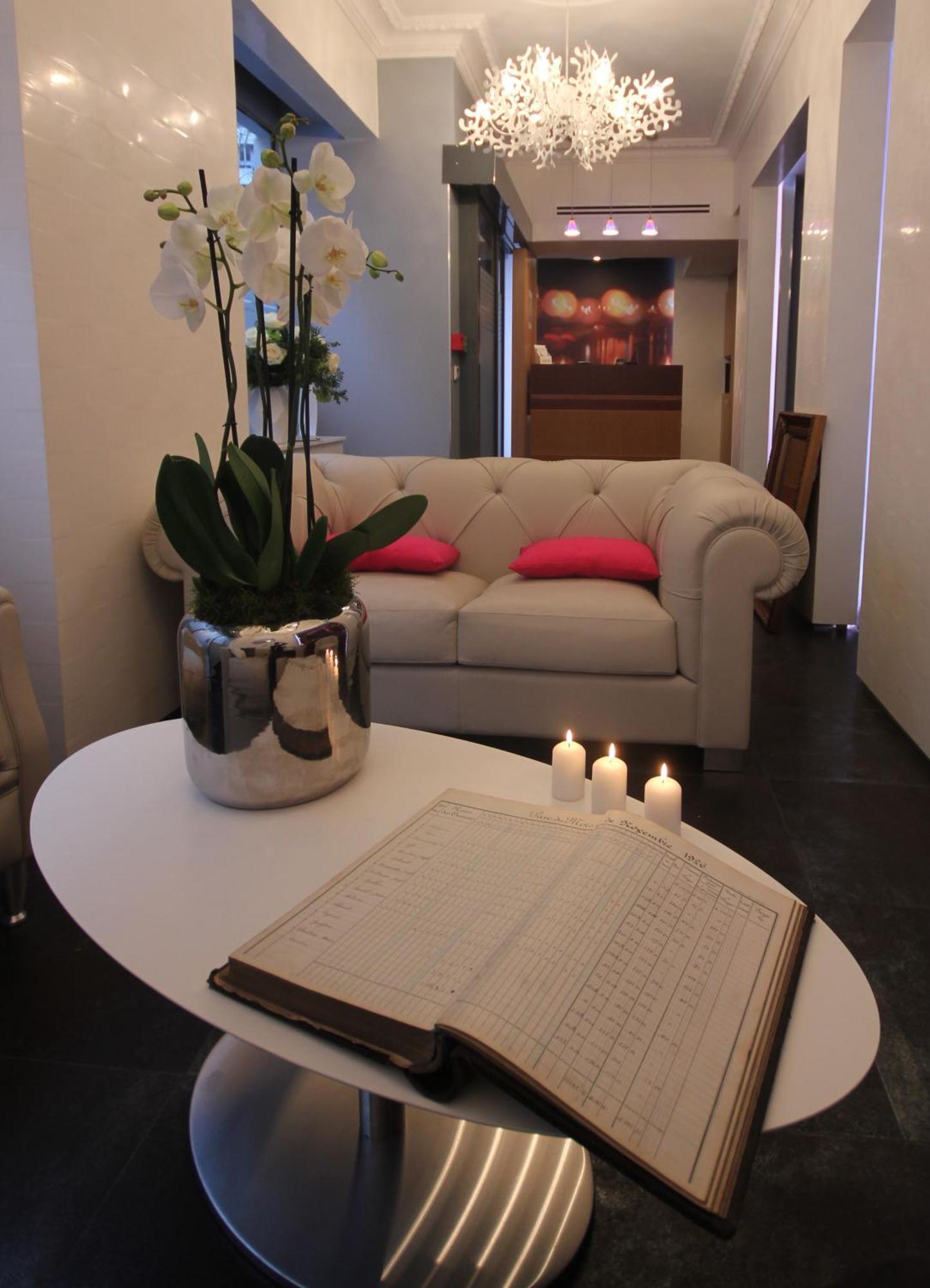 Hotel Lumières Montmartre 3*