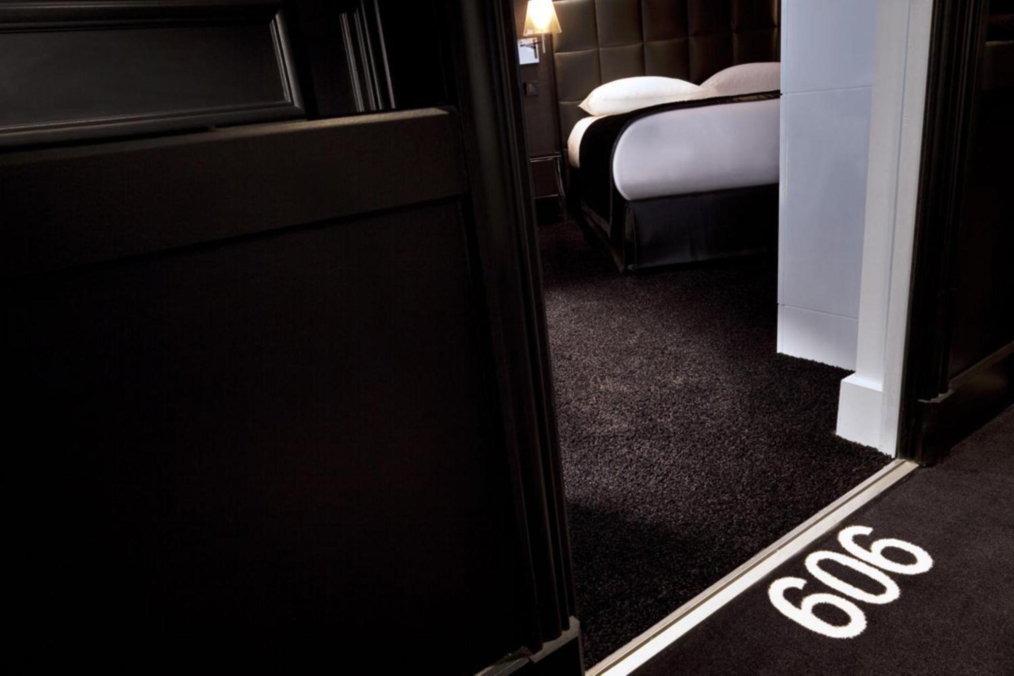 Hotel First Tour Eiffel