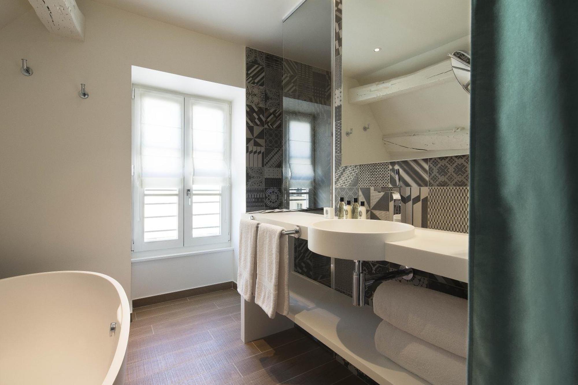 Hotel Dupond-smith 5*