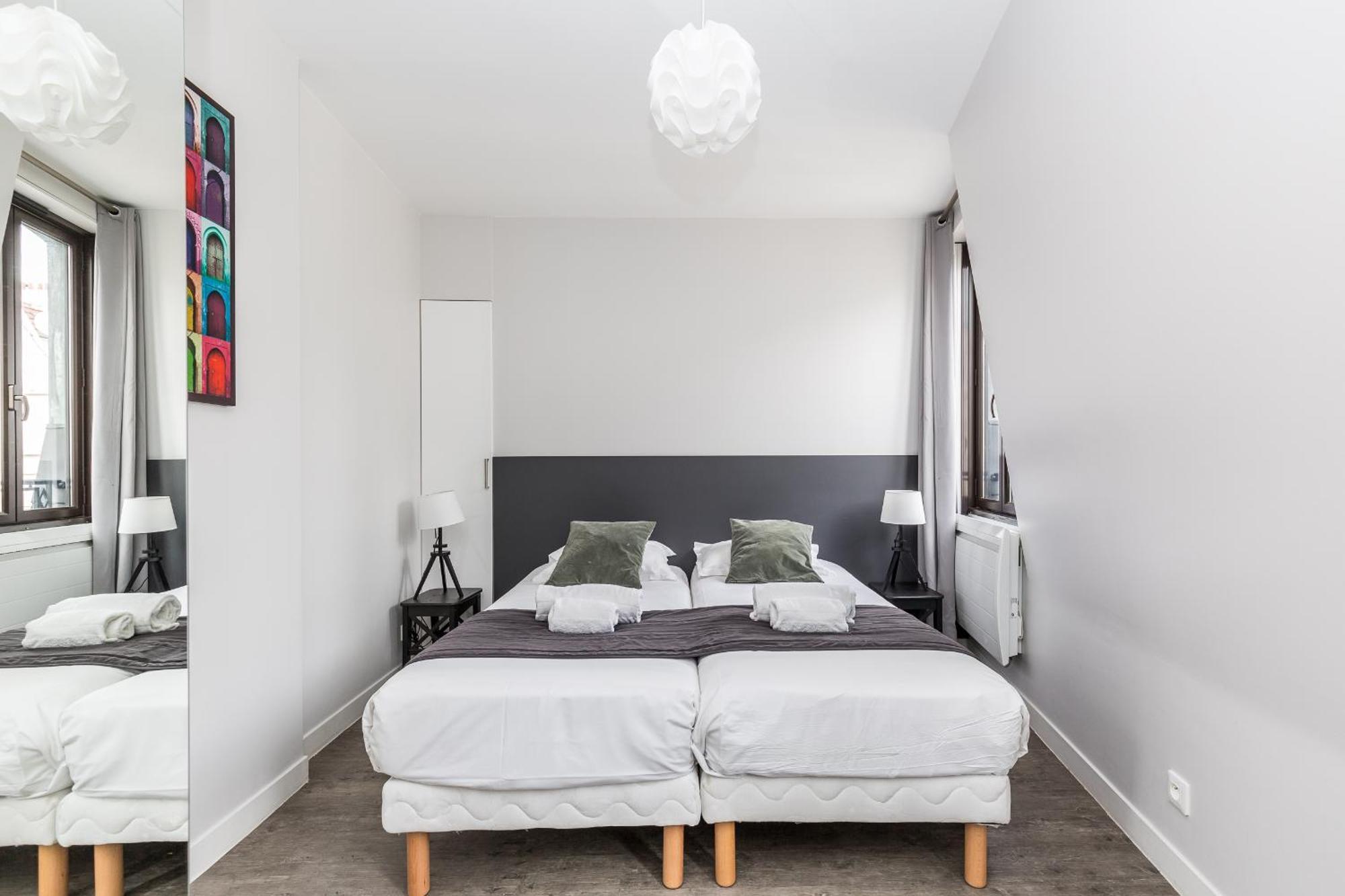 Apartment Sweet *