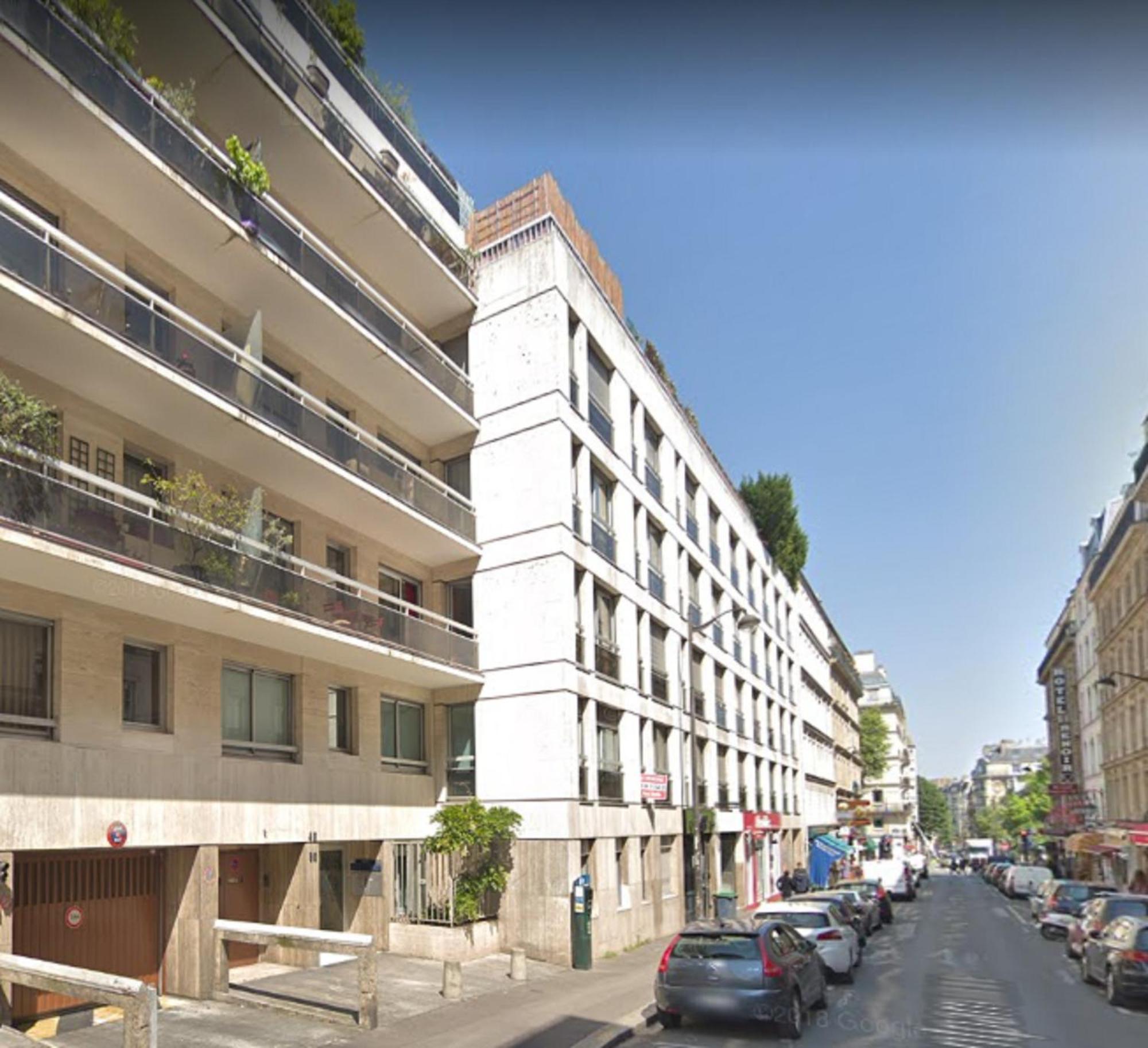 Joie Gare Montparnasse Paris