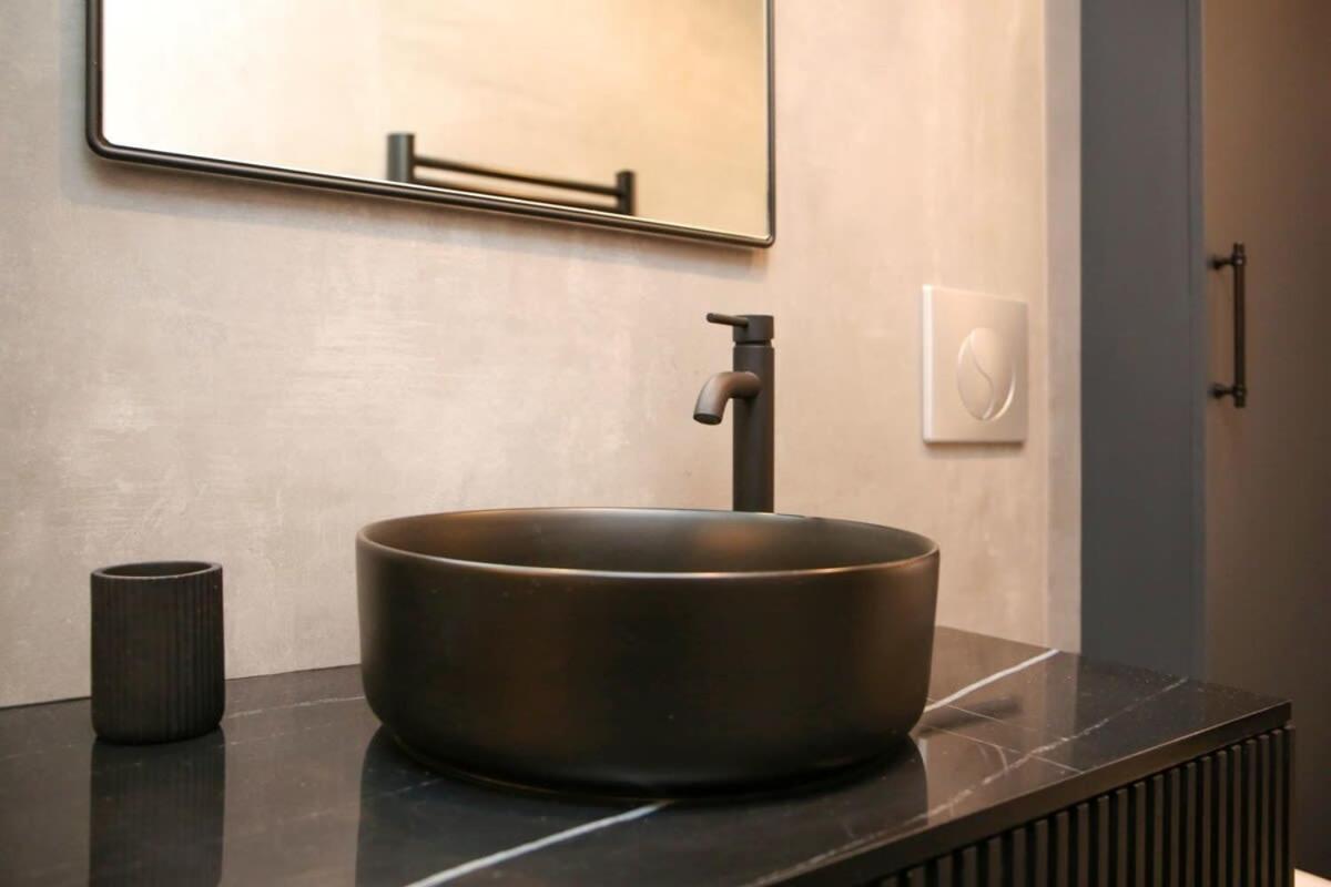 Appartement Amelot 2- Spacieux Et Lumineux- 3p- 11 Paris