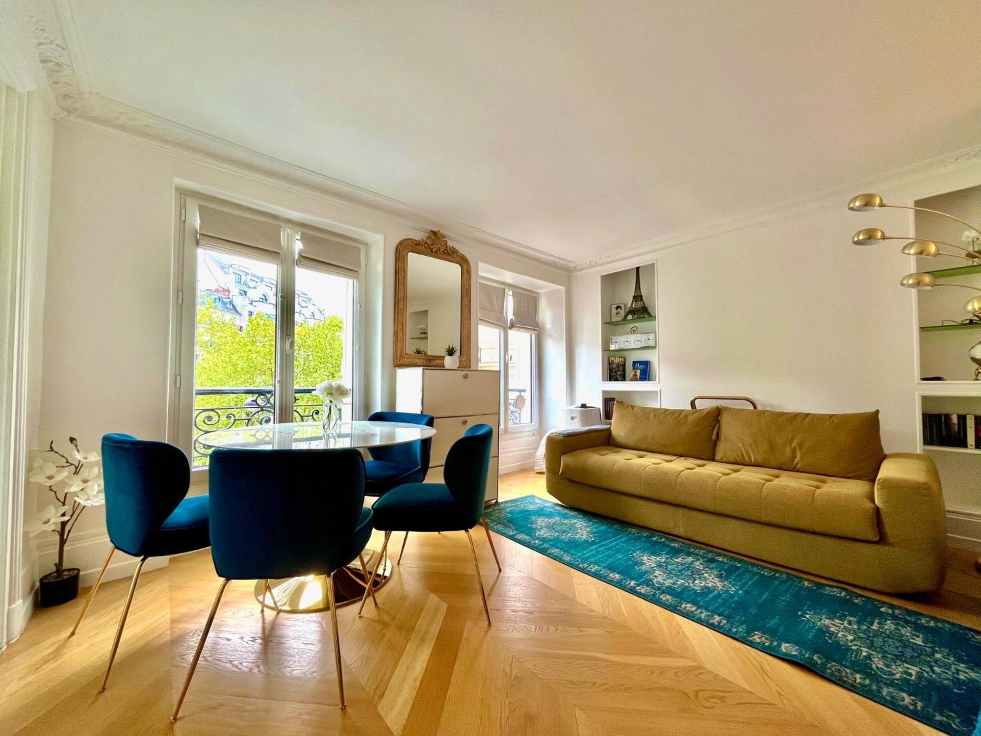 Appartement Pres Des Champs-elysees Paris
