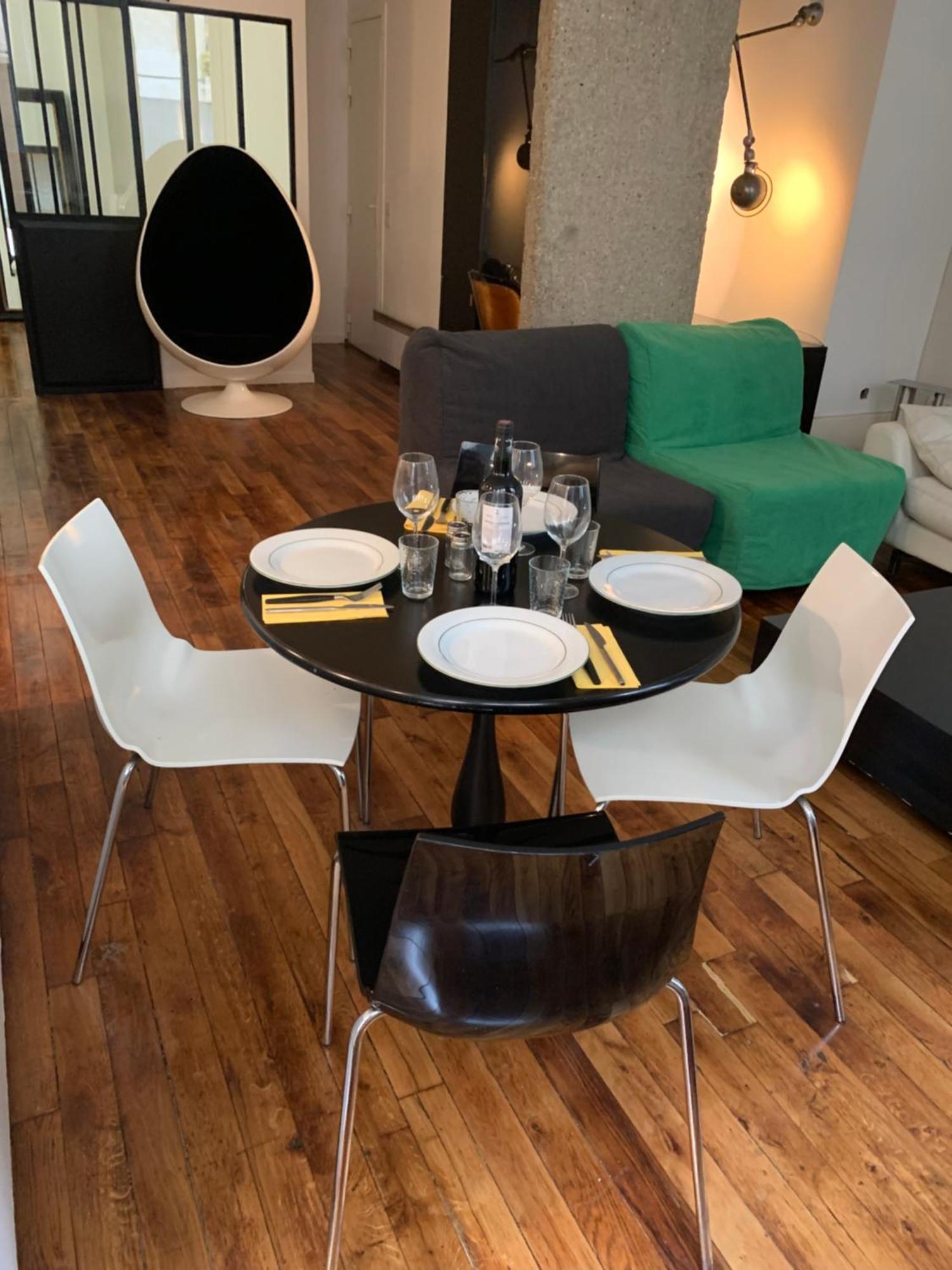 Apartment Loft Montmartre Au Pieds Des Vignes