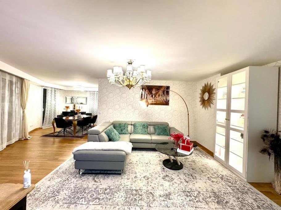 Appartement Luxury House Porte Versailles Eiffel Paris
