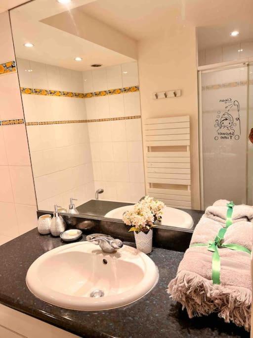 Apartment Beautifully Decorated 2bedroom