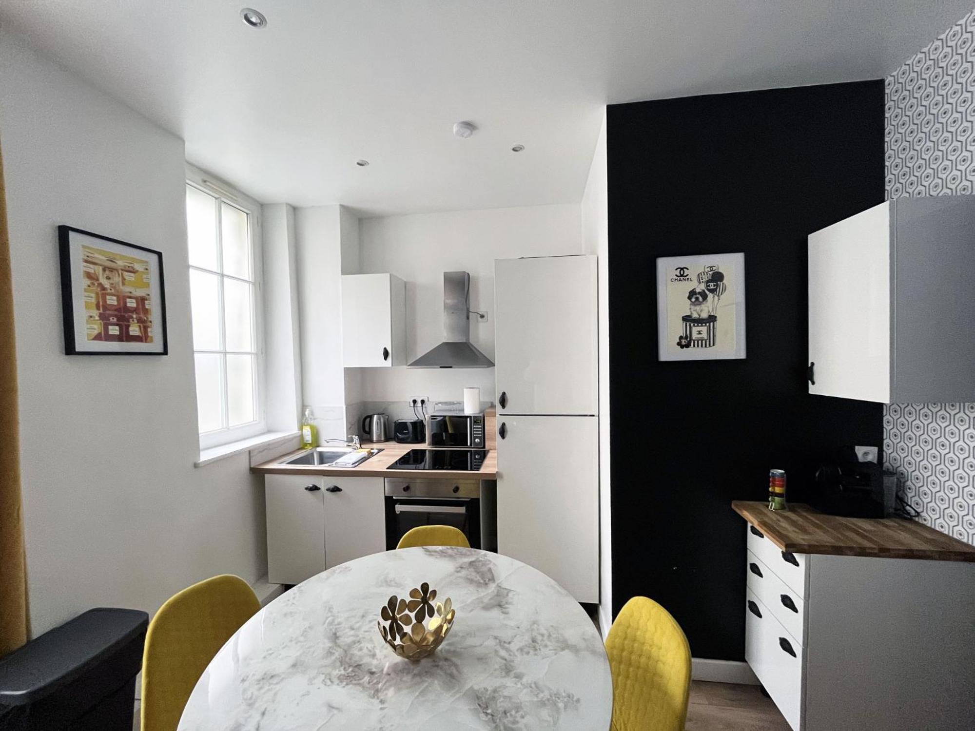 Urban Flat 157 - Coco Chanel Flat In Montorgueil Paris