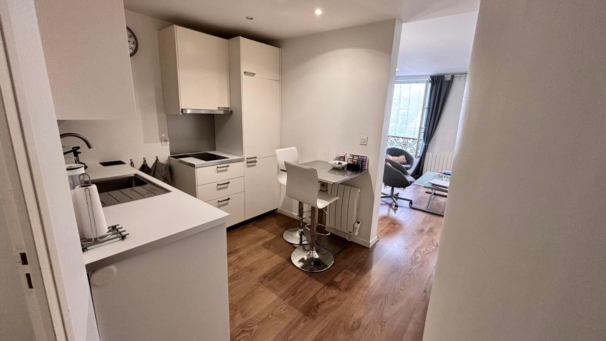 Appartement In Monmartre Paris