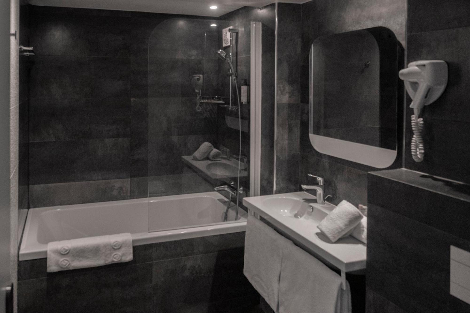 Western Allegro Nation Hotel 4*