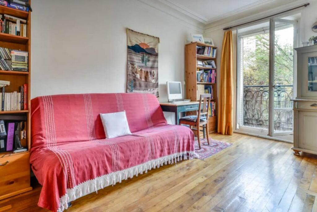 Apartment De Charme De 60 M2 Entre Montmartre Et Batignolles *