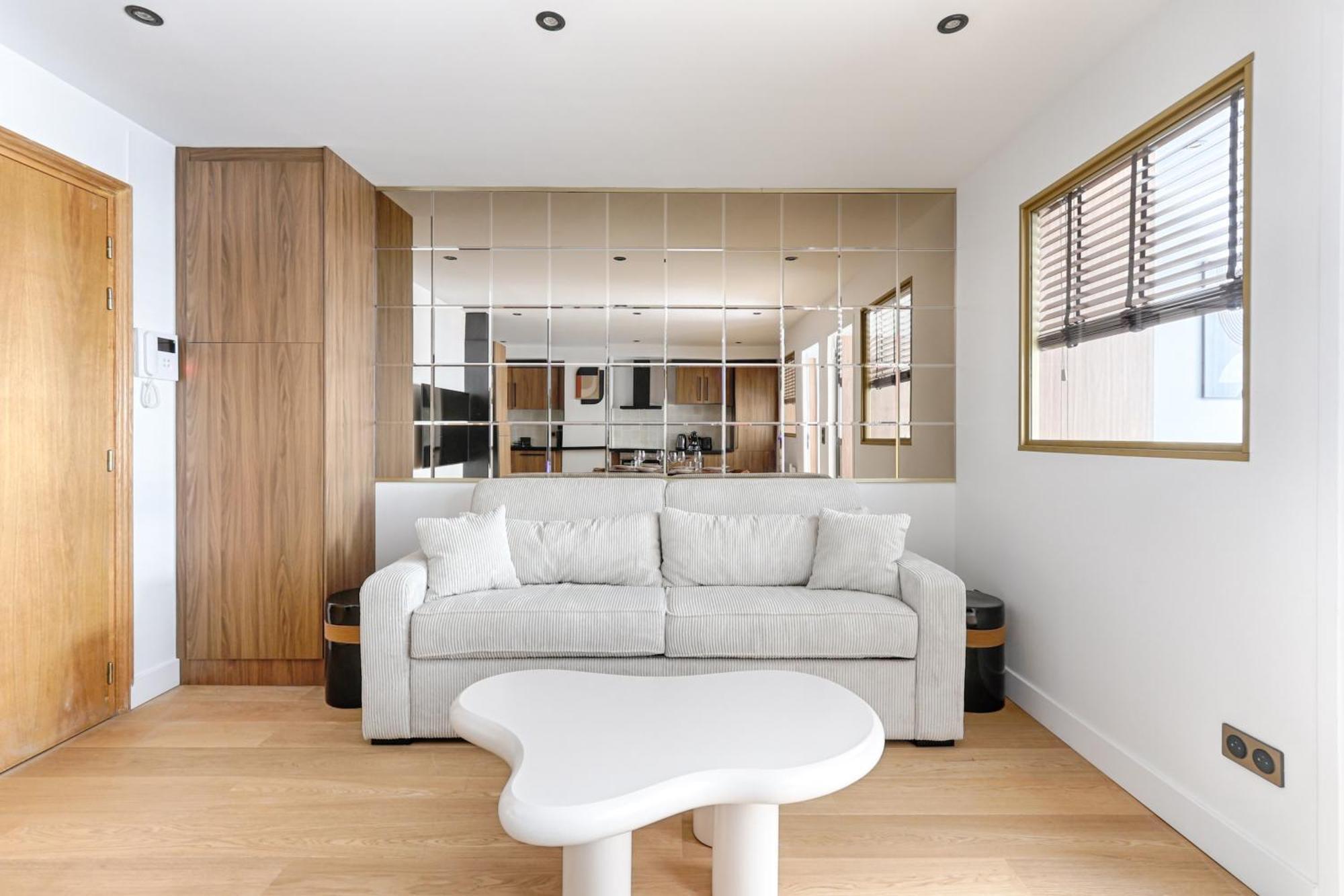 Sentier Historical Center Luxury & Design 2br