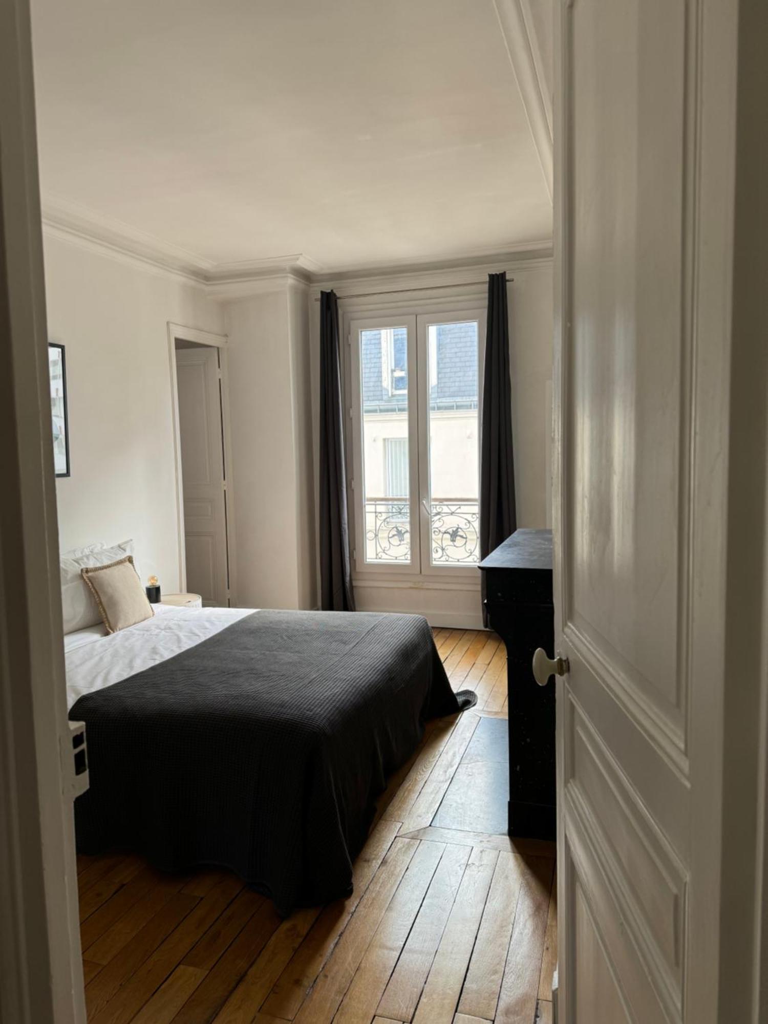 Tour Eiffel 120 M2 * Paris