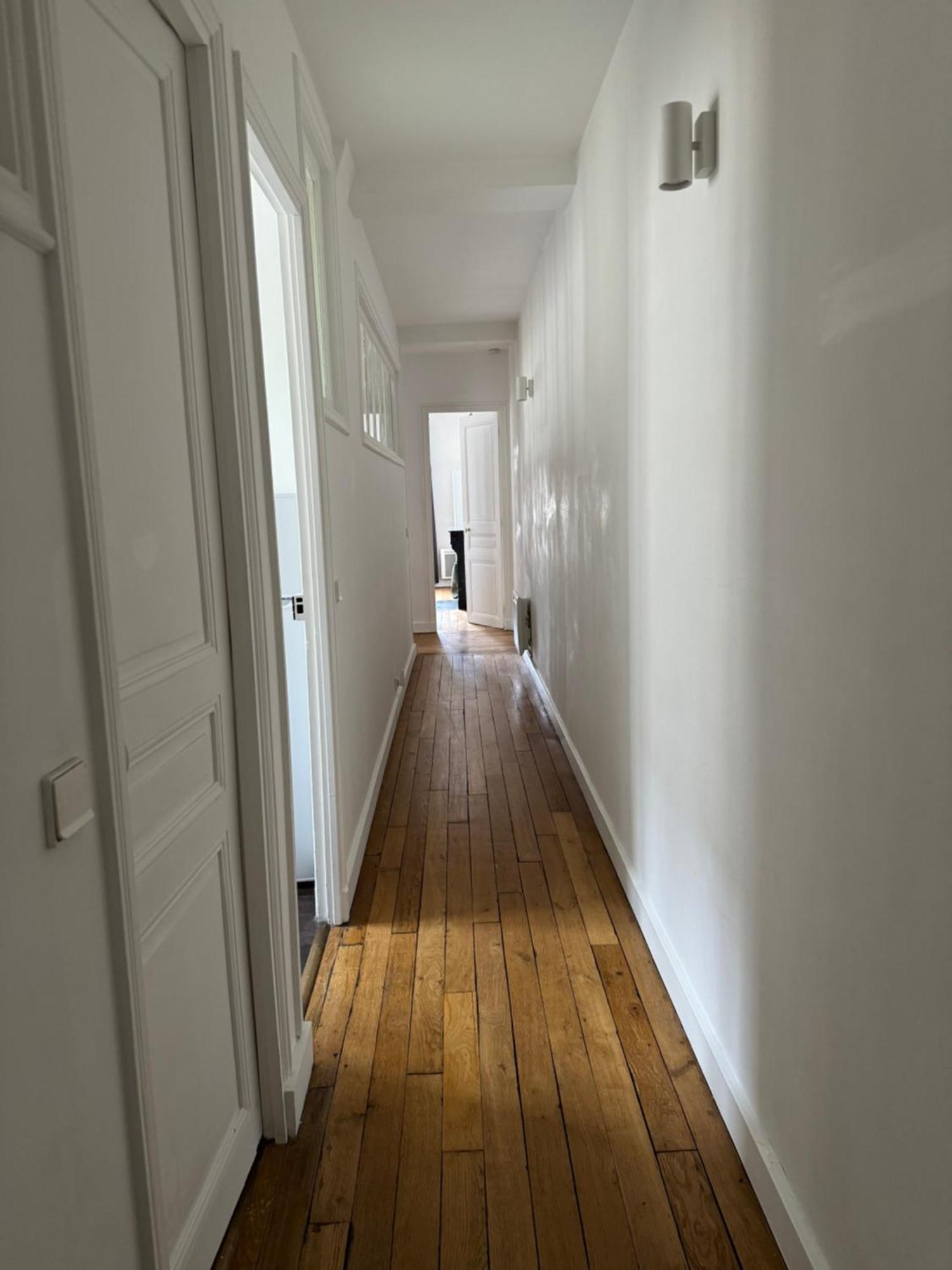 Tour Eiffel 120 M2 Appartement *