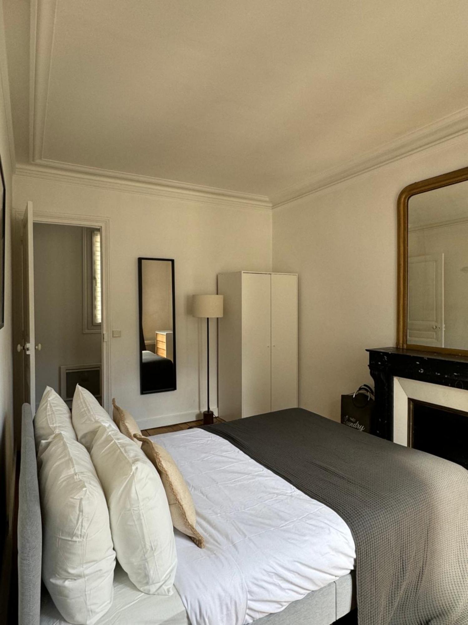 Apartment Tour Eiffel 120 M2 *