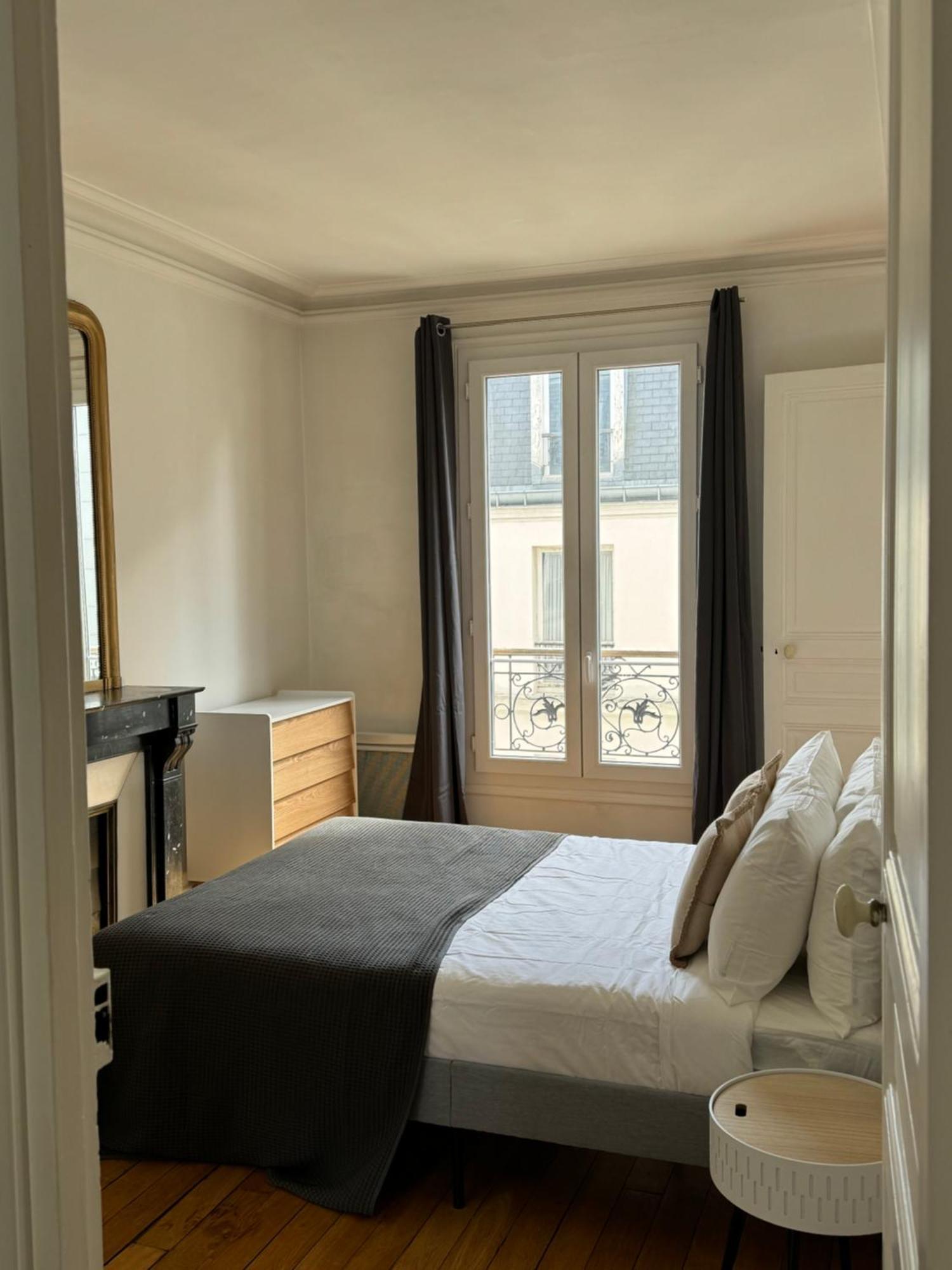 Tour Eiffel 120 M2 * Paris