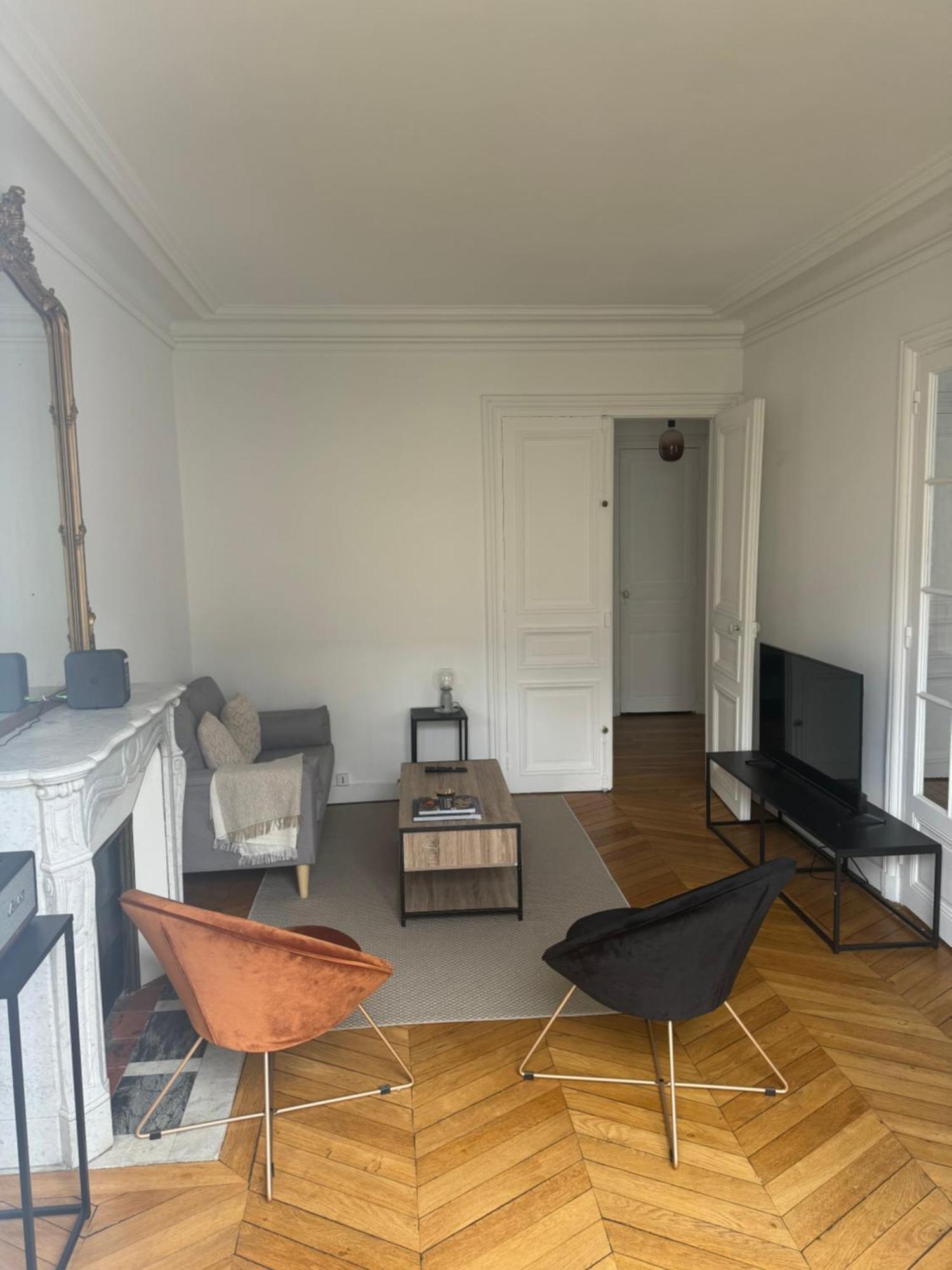 Tour Eiffel 120 M2 * Paris