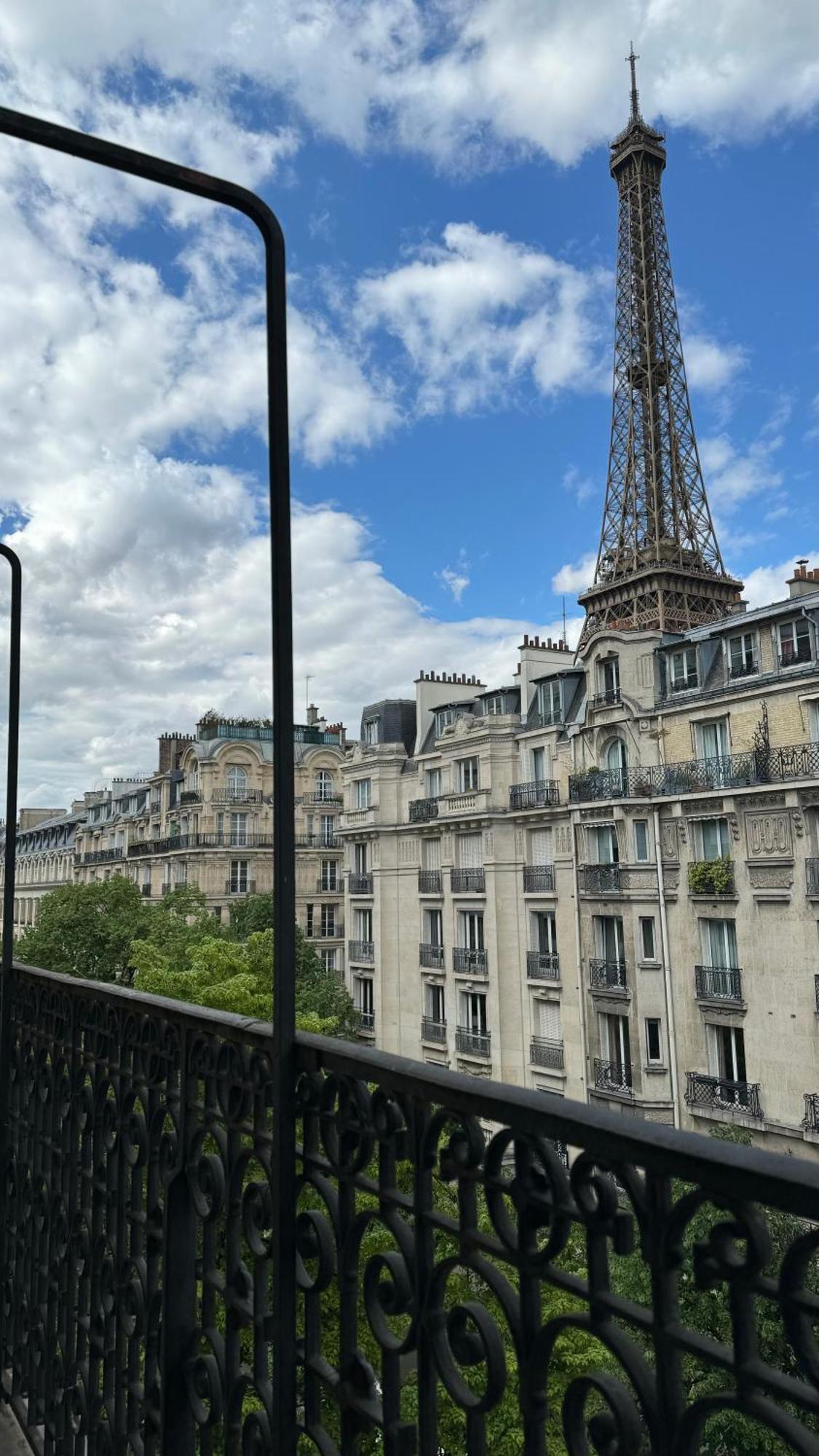 Tour Eiffel 120 M2 Apartment *