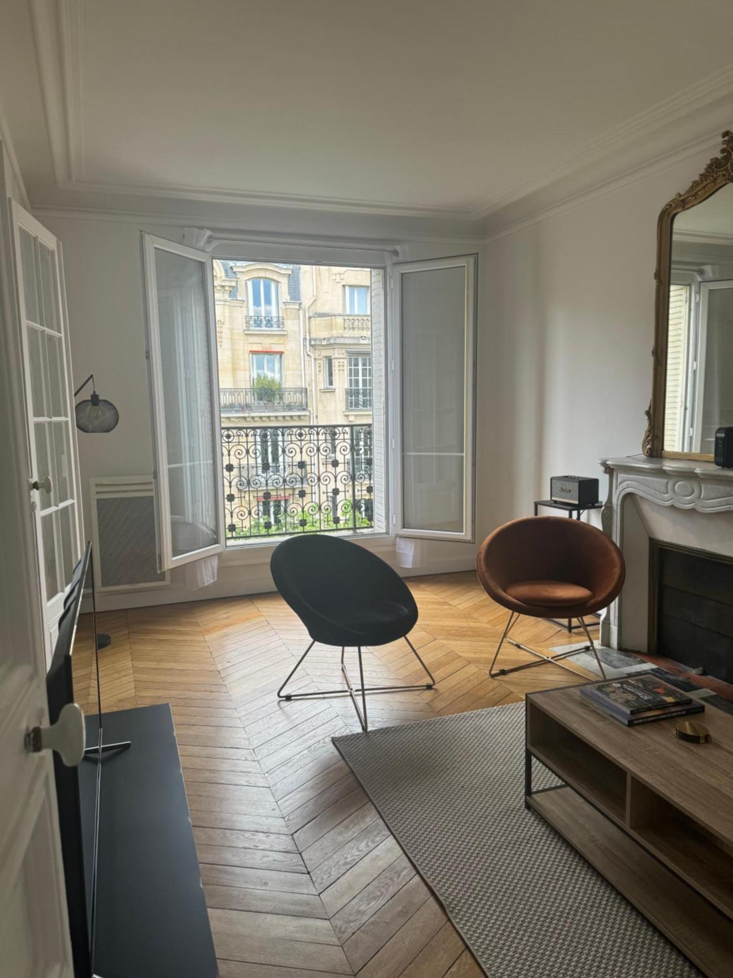 Apartment Tour Eiffel 120 M2 *