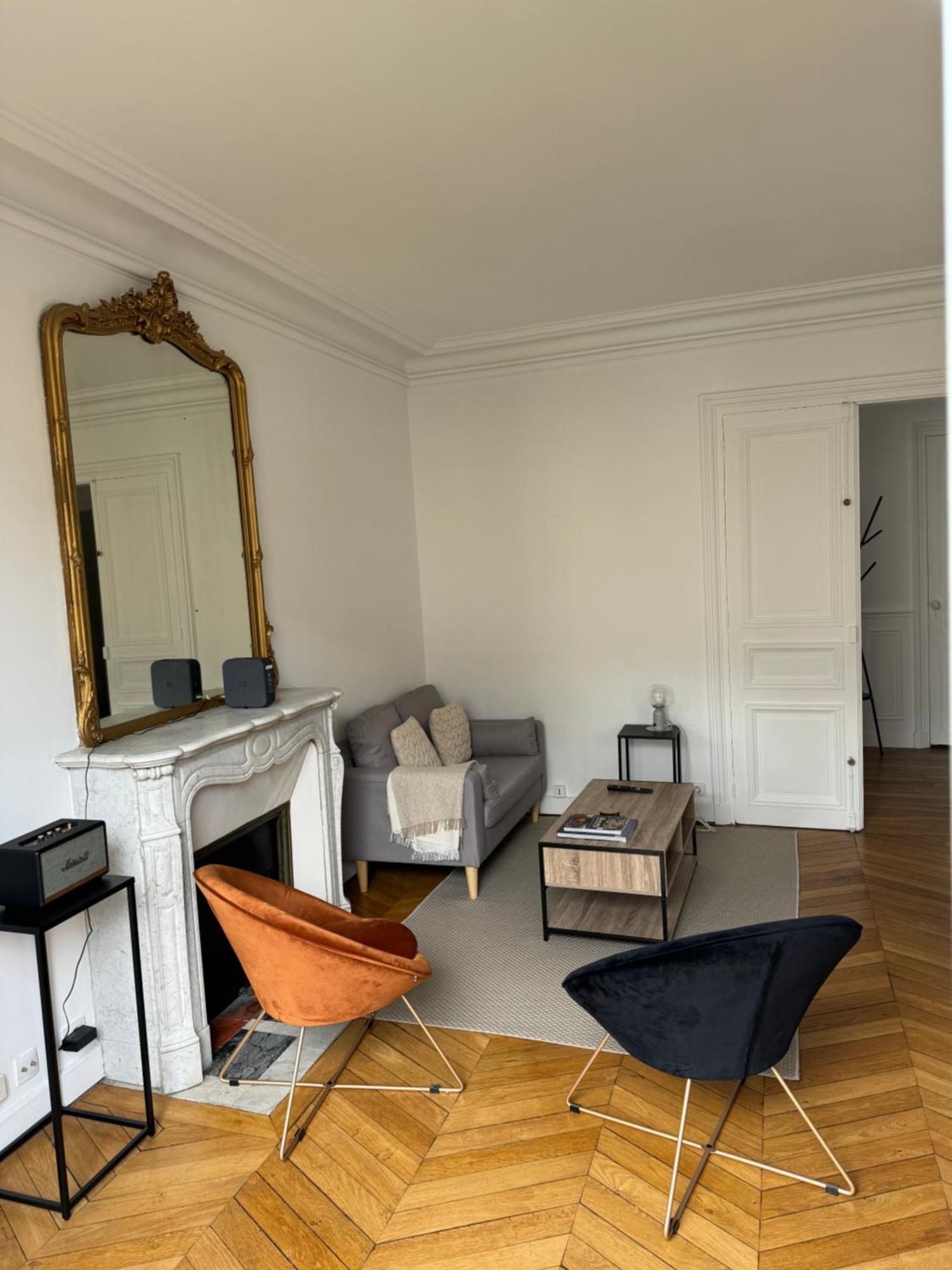 Apartment Tour Eiffel 120 M2 *