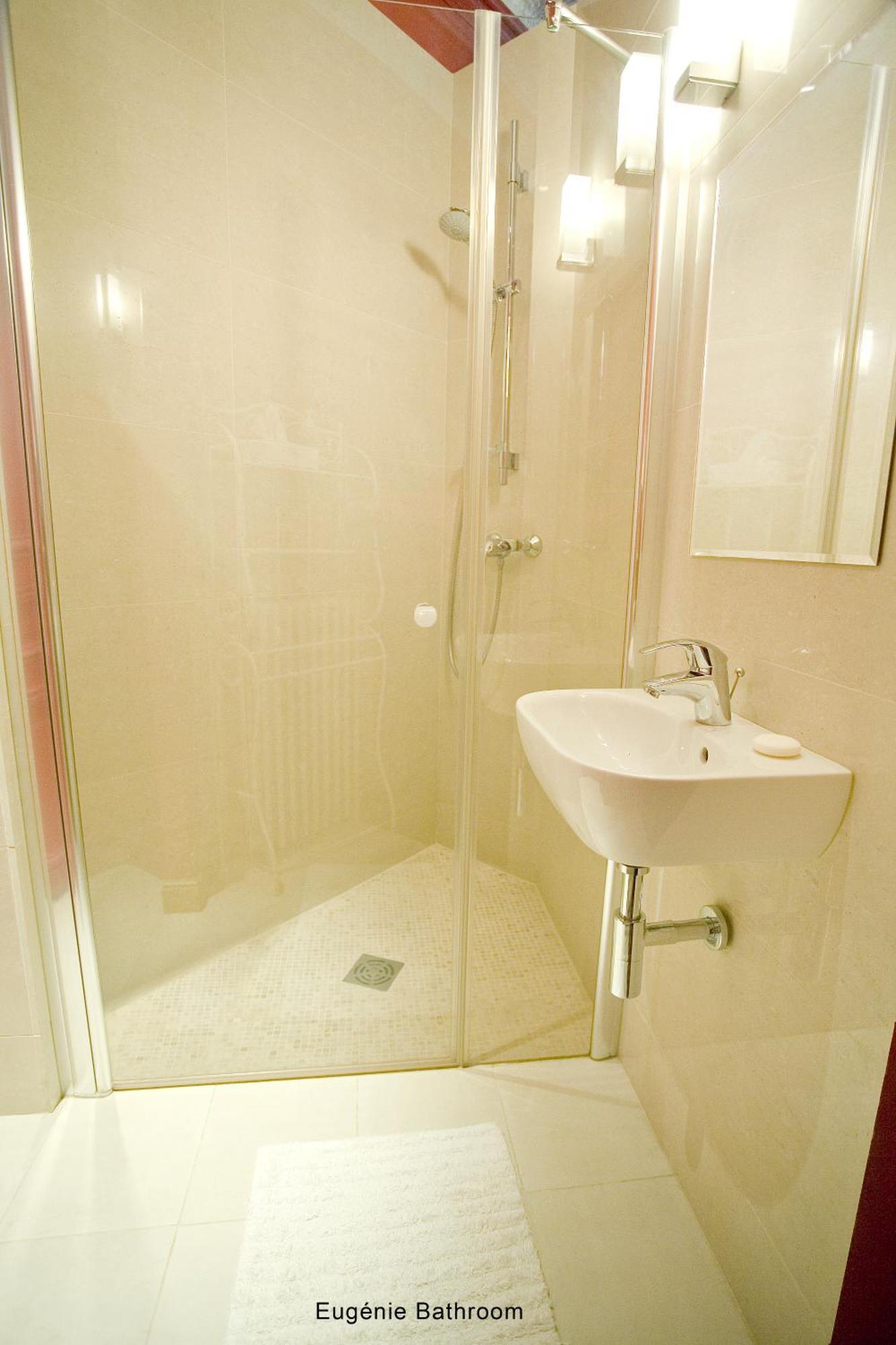 Le85 Bed & Breakfast Paris