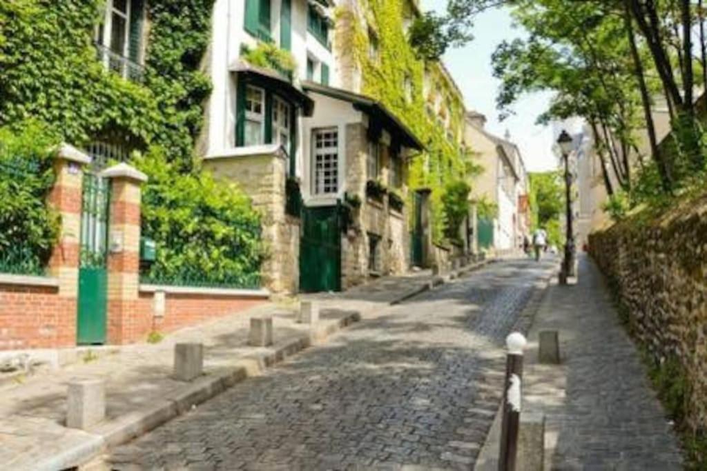 I Love Montmartre Eugene Suee - 2 !