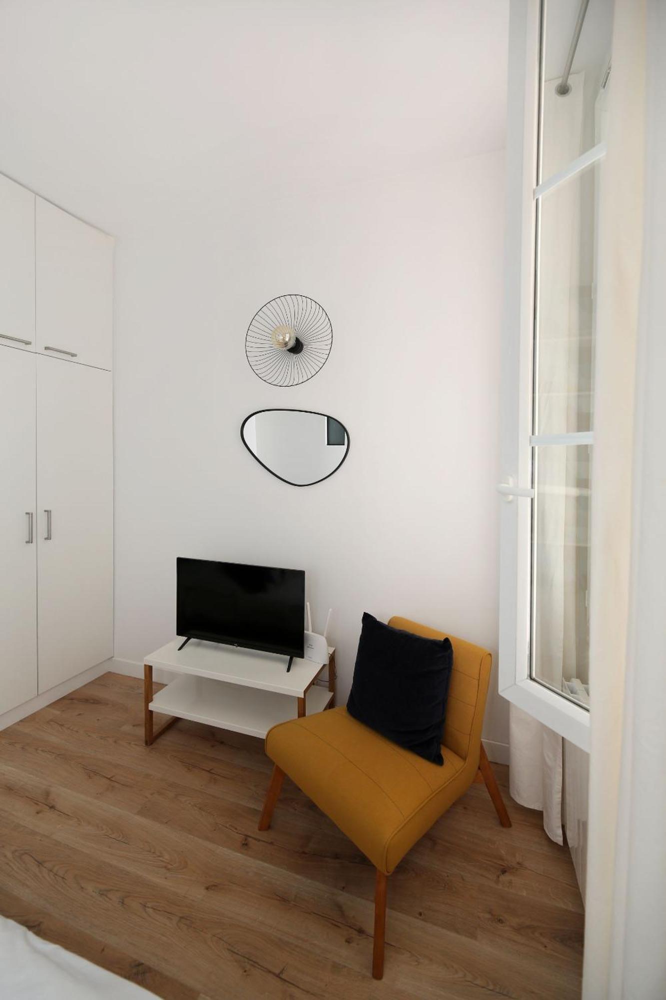 Studio Atypique Refait A Neuf - 10 - 2p