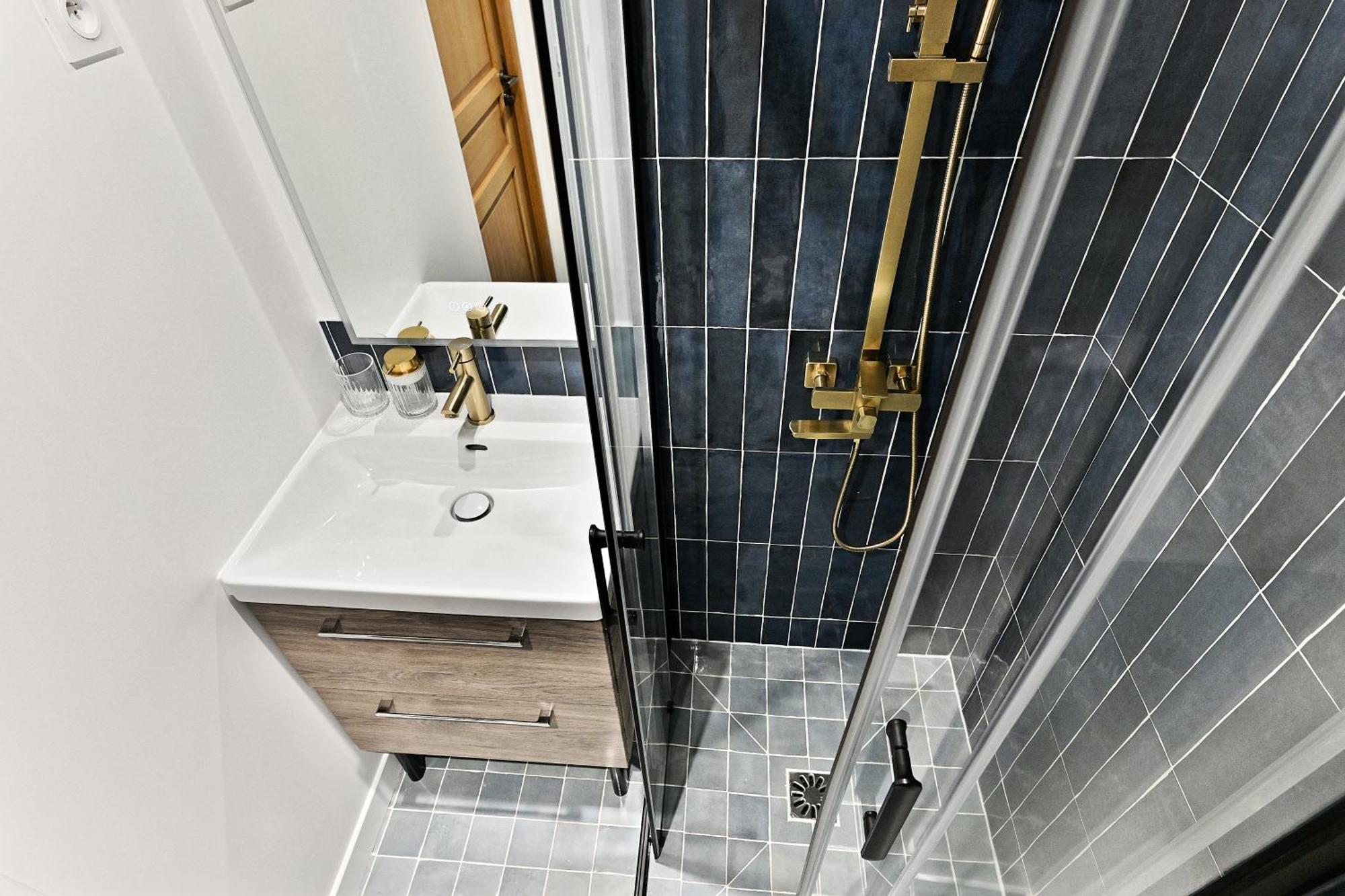 3 Proche Chatelet-les Halles * Paris