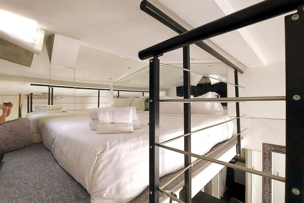 Apartment Duplex Notre-dame De *