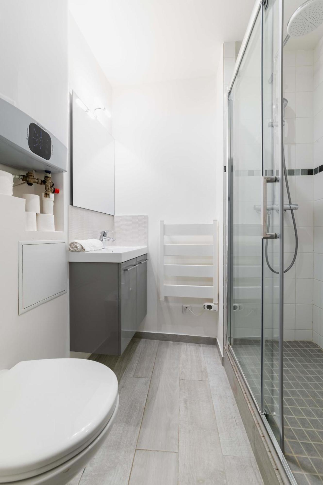 2 Pieces Renovee A Neuf 5 - 4p - Flat-guest Apartment