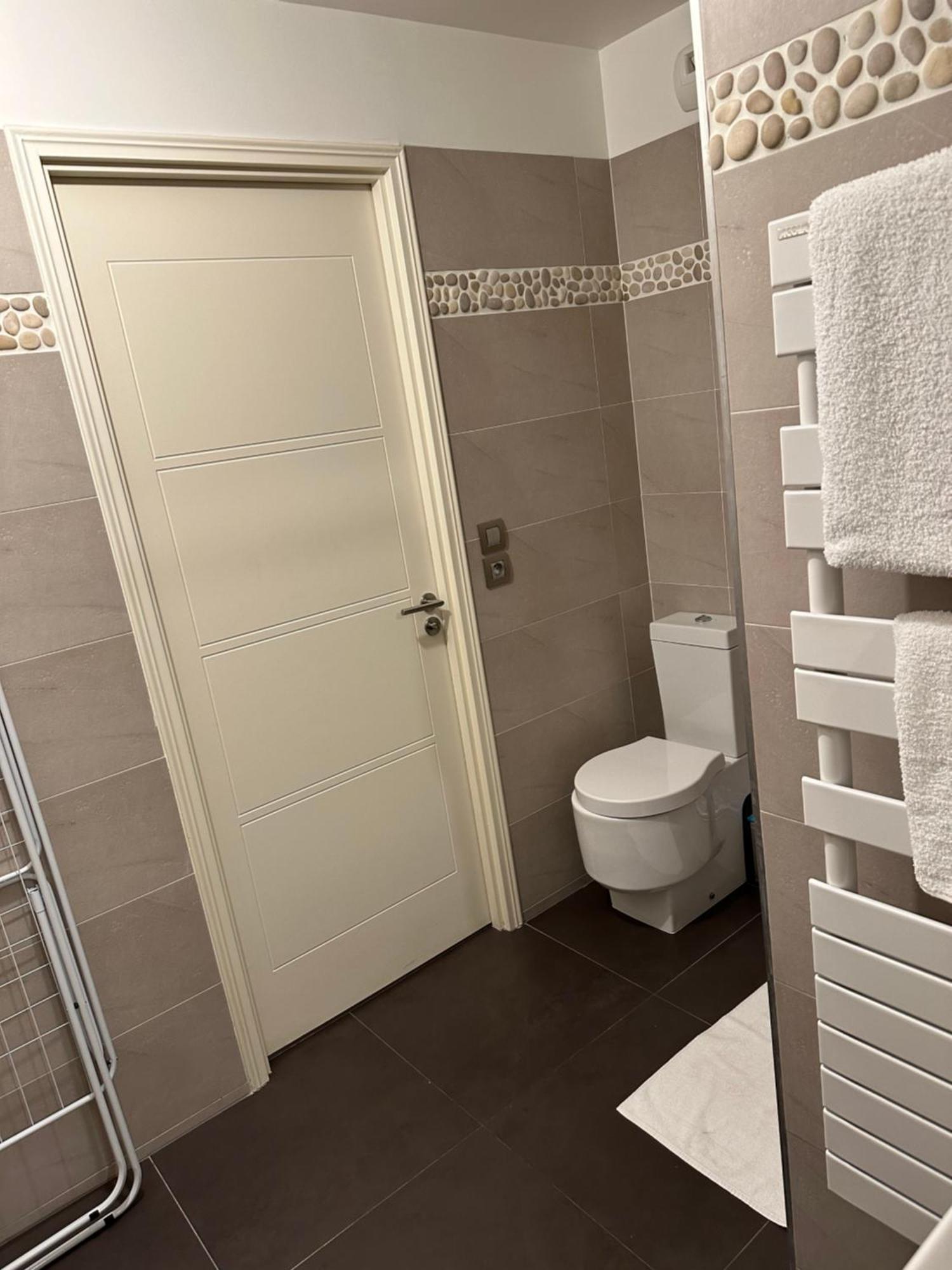 Appartement New Upscale 1 Bedroom Paris