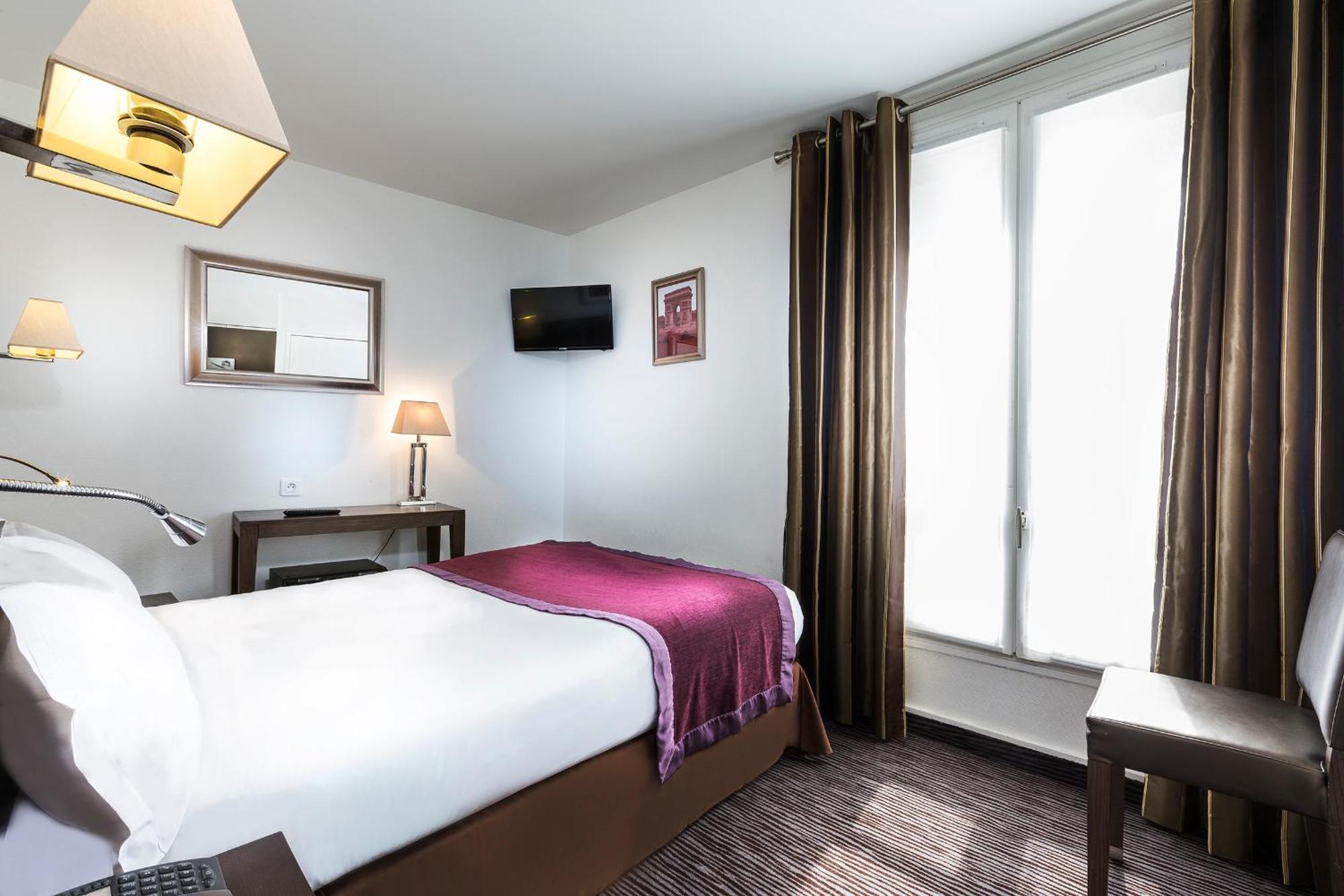 Hotel Elysees Flaubert 3*