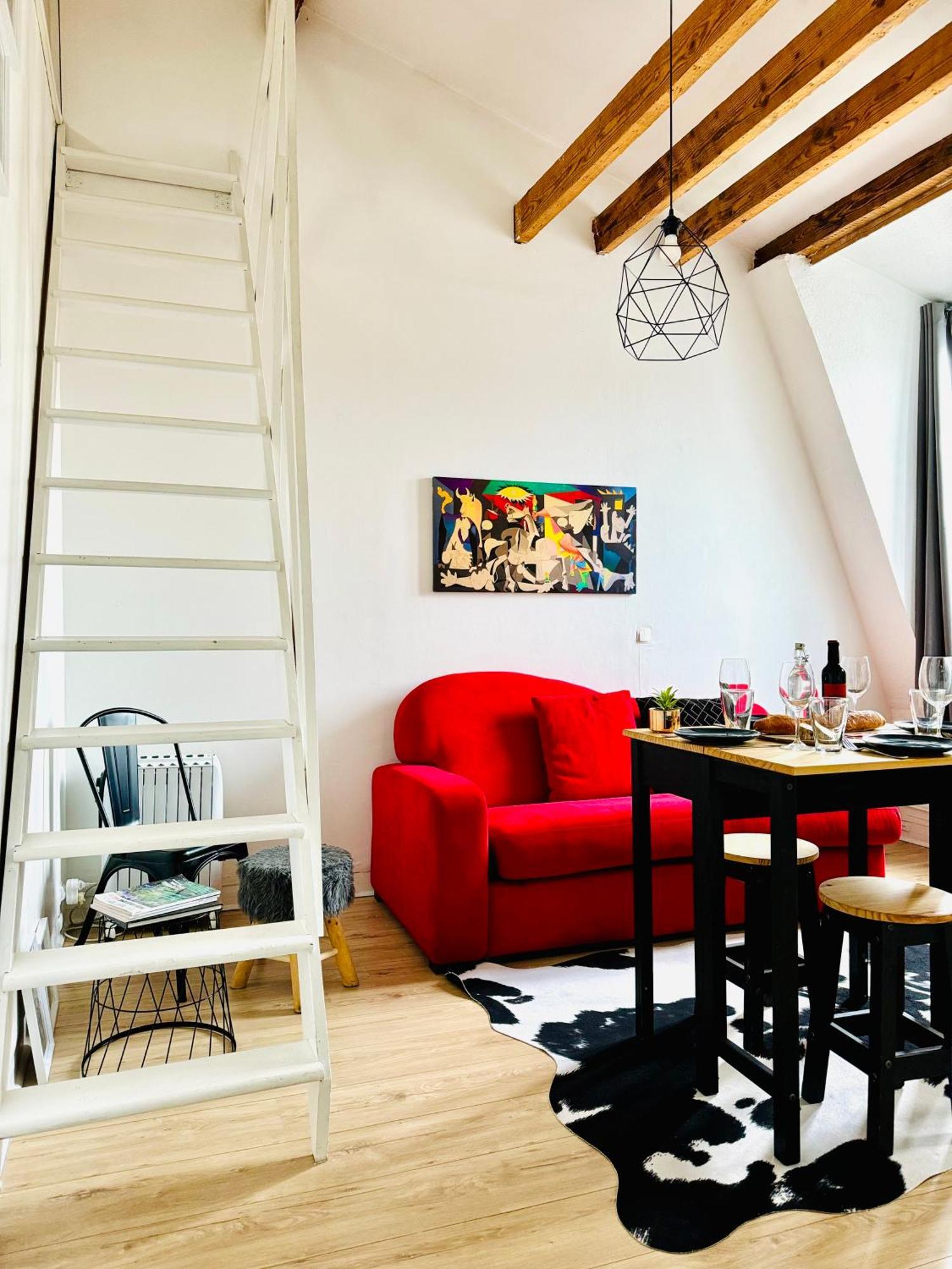 Rare Appart D'une Chambre - Centre Appartement Paris