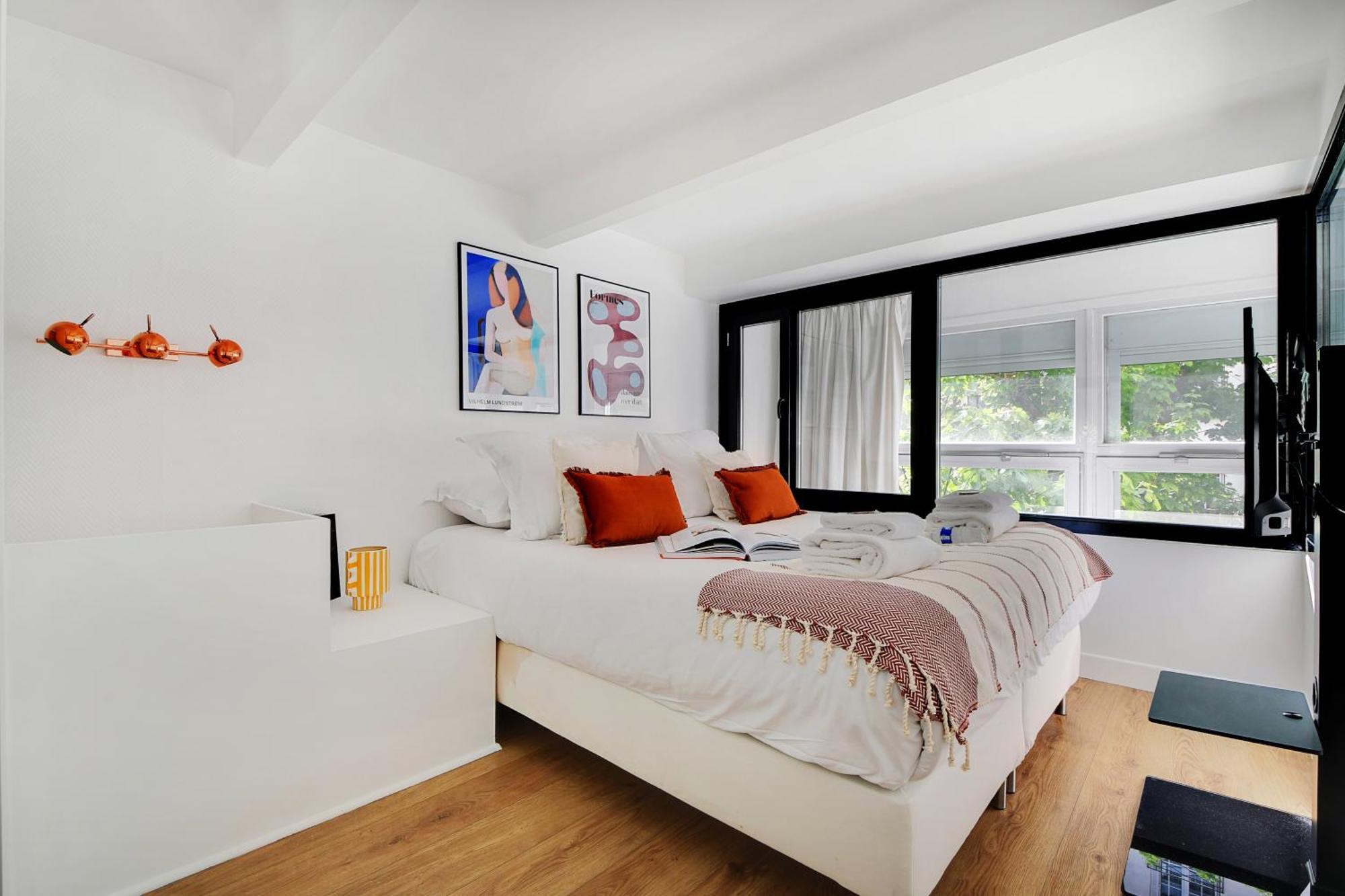 Amazing Loft 2br - Eiffel Tower Apartment Paris
