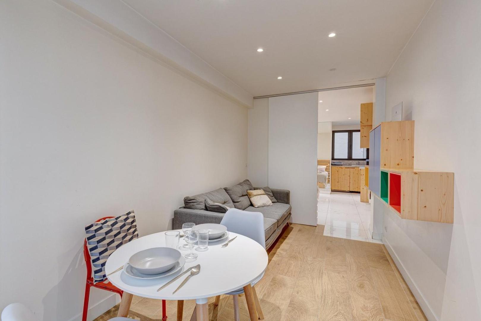 Apartment 296 Ponceau - Superb In Paris