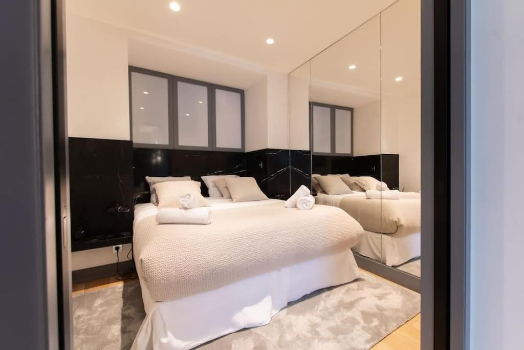 Apartment Avenue Montaigne Saint Honore *