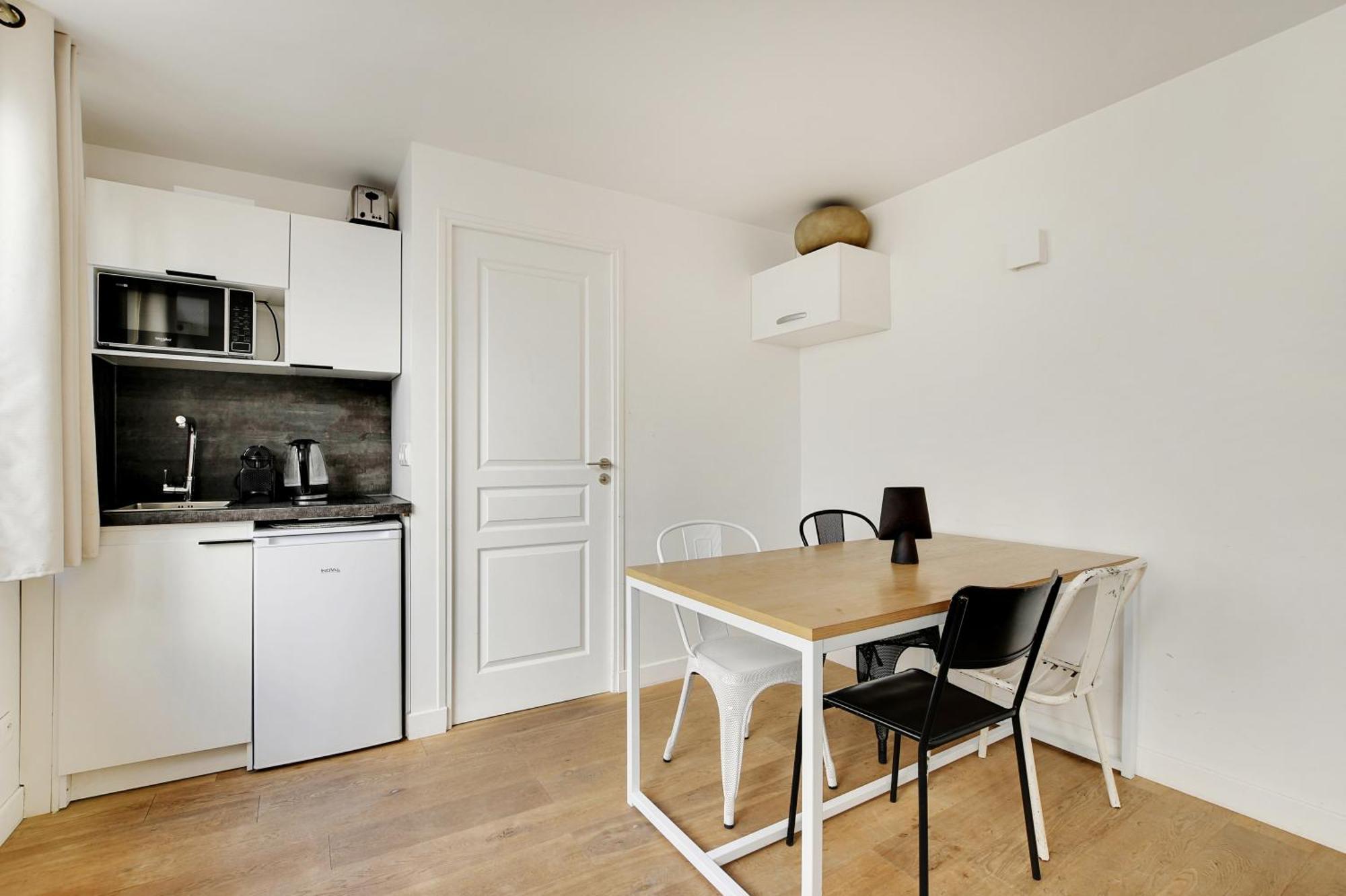 Pick A Flat's In Louvre - Rue Saint-anne *