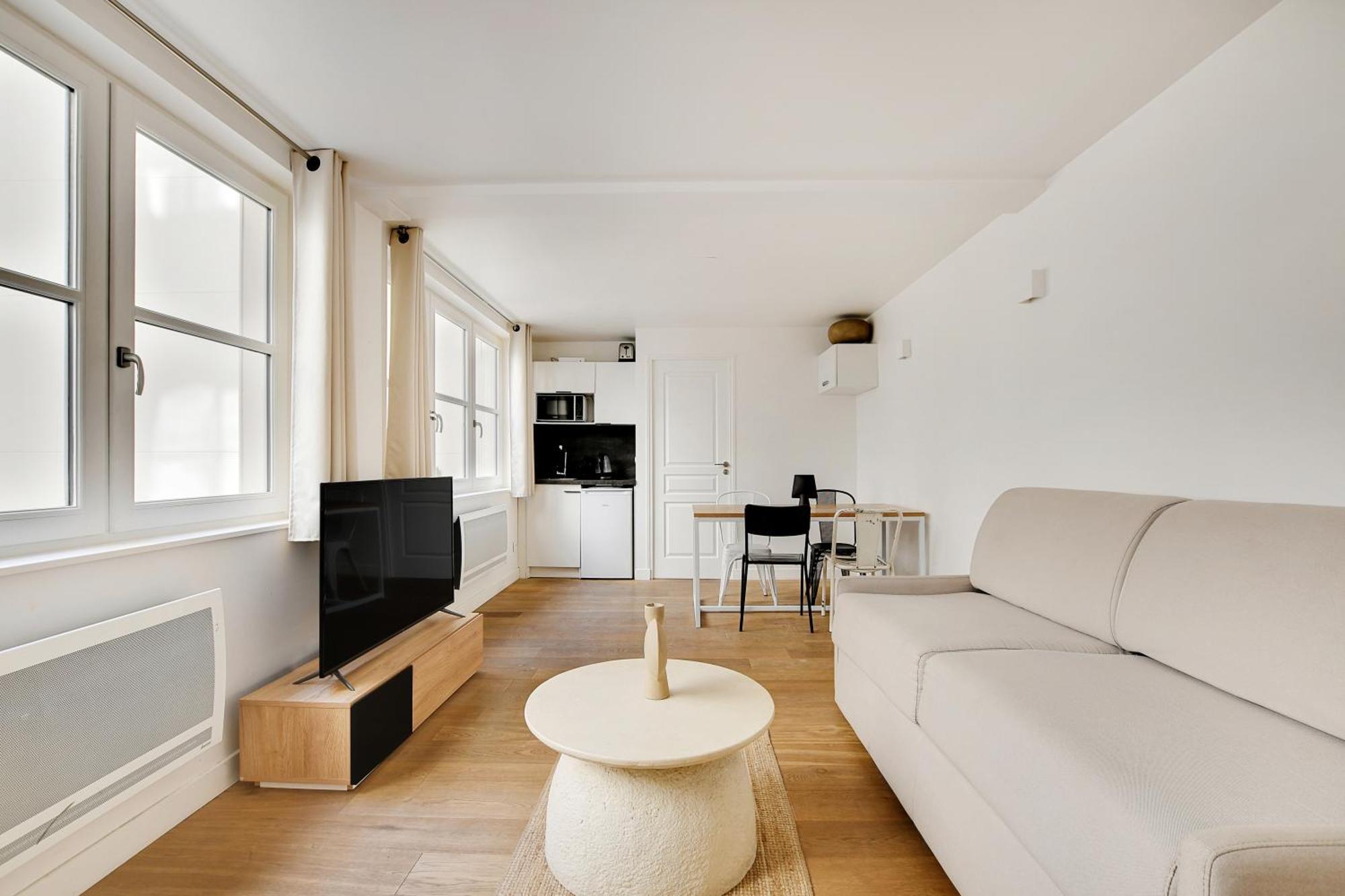 Pick A Flat's In Louvre - Rue Saint-anne *