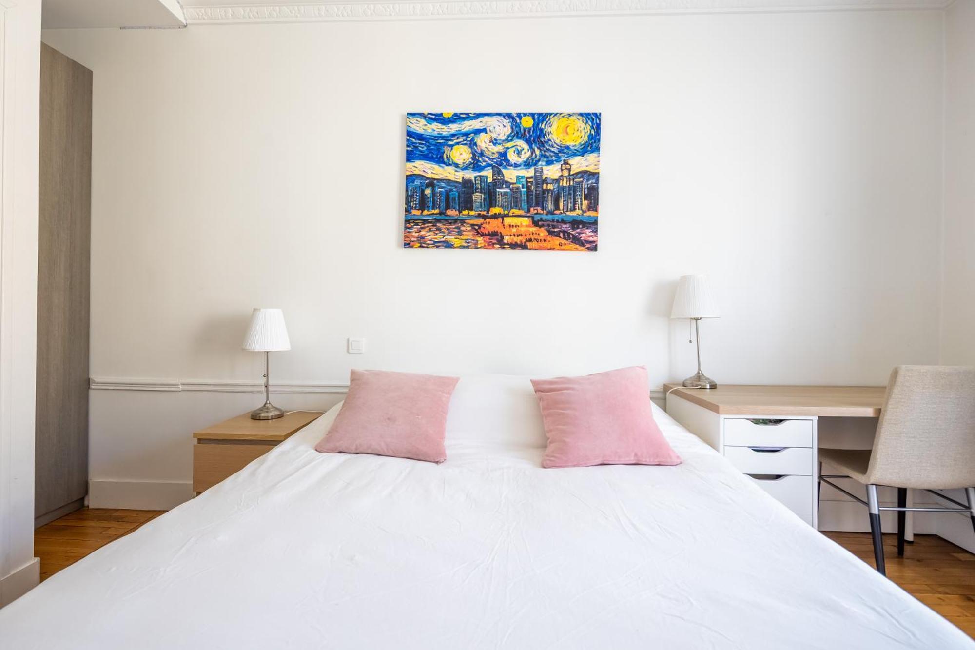 Veeve - Dreaming In The Daytime Apartment