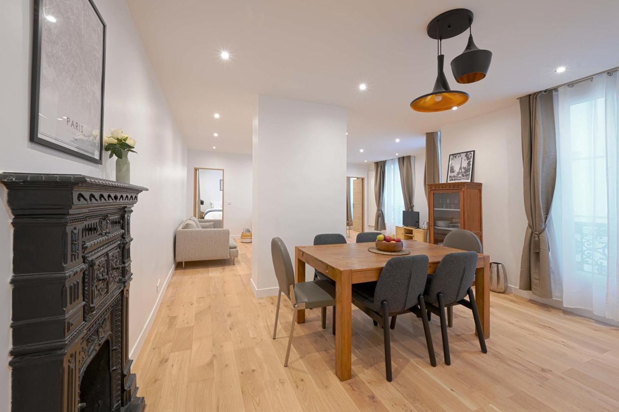 Apartment Et Spacieux Au Coeur De Paris