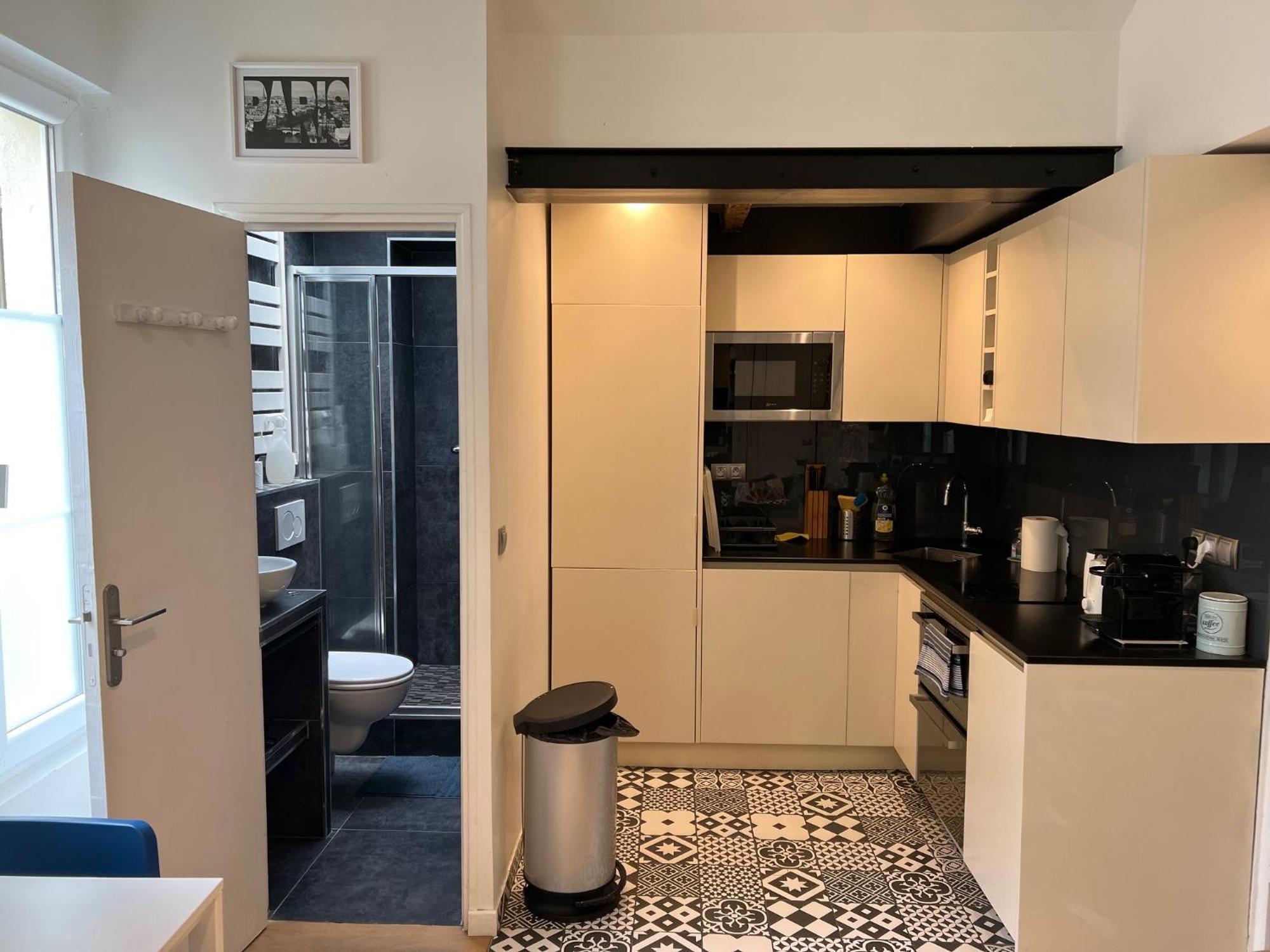 Appartement Atypique Aux Batignolles