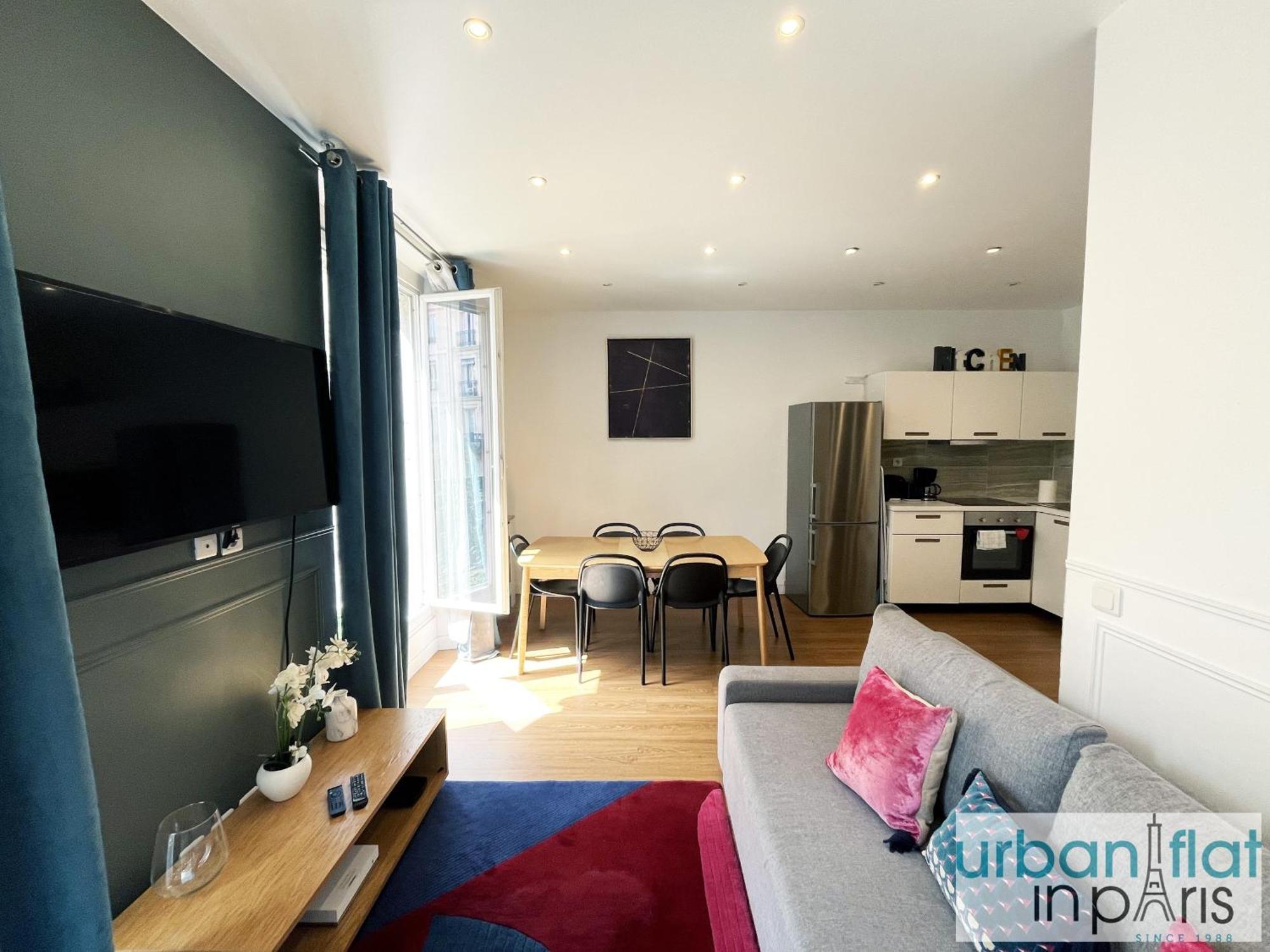 Urban Flat 24 - Charming In Apartment