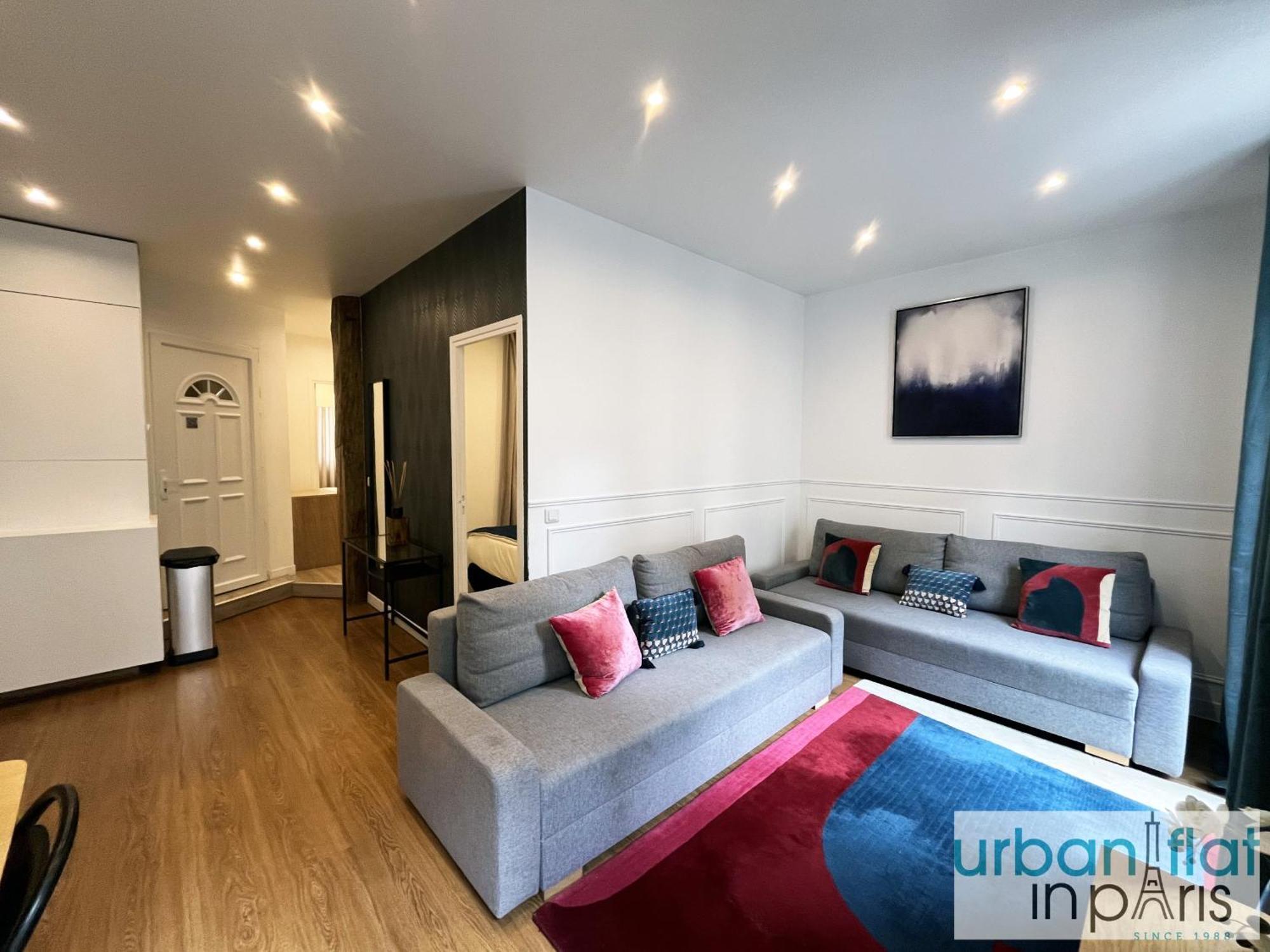 Urban Flat 24 - Charming In Apartment *
