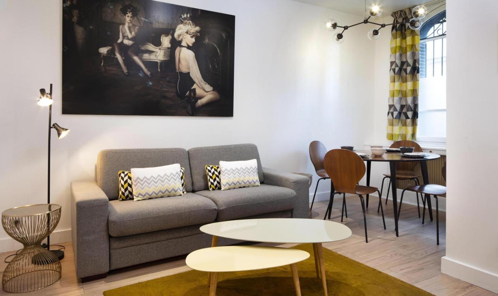 De La Gaîté Hotel 3*