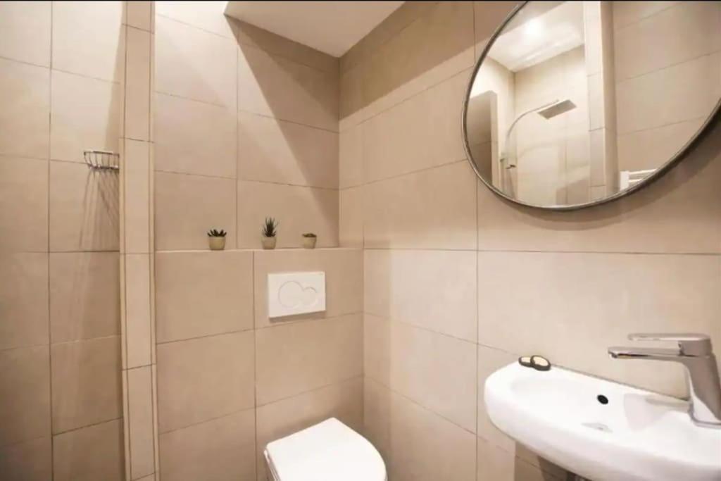 Appartement Au Coeur Des Batignolles Paris